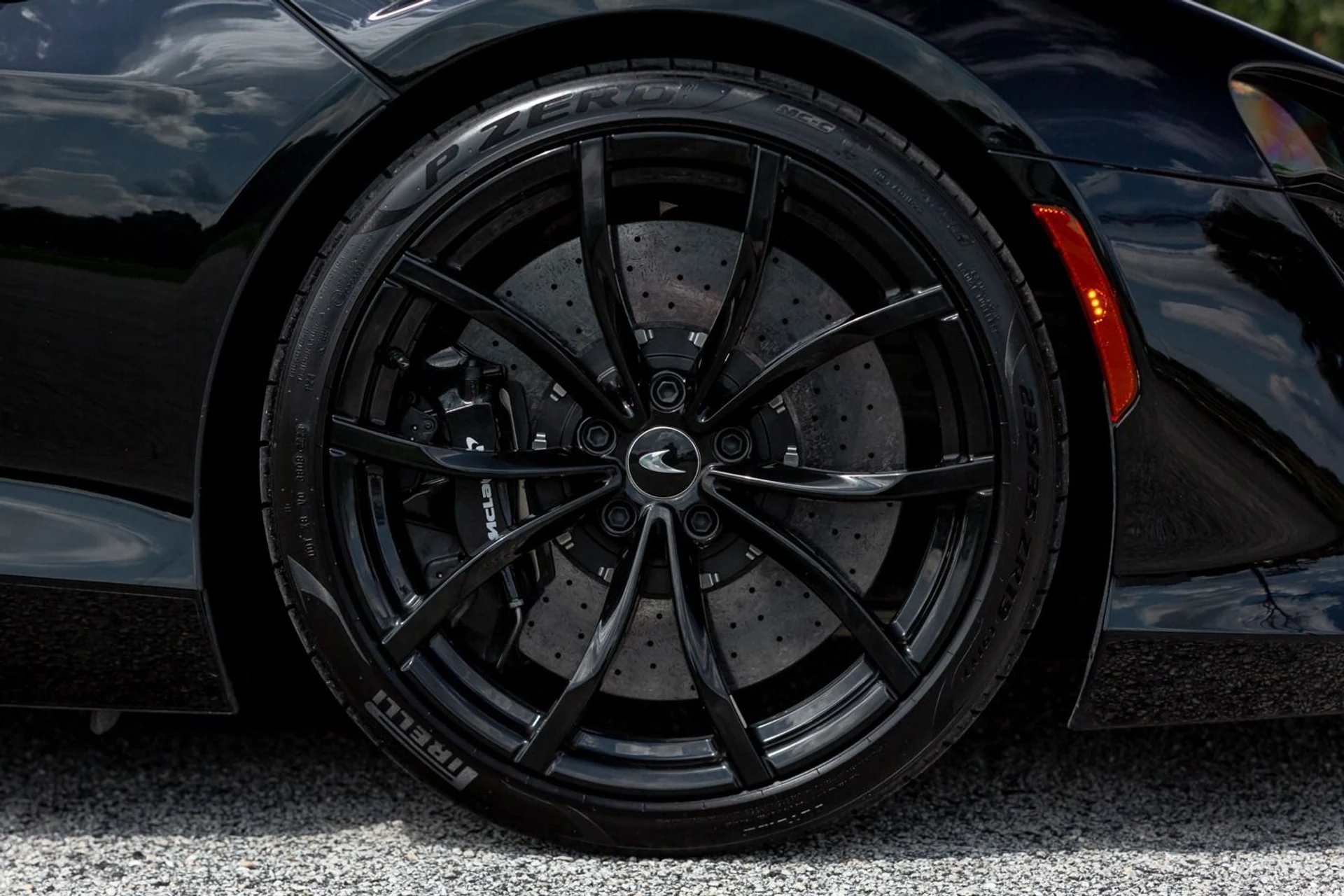 mph033_2282471647_440_p34_l_c2055ddd4a