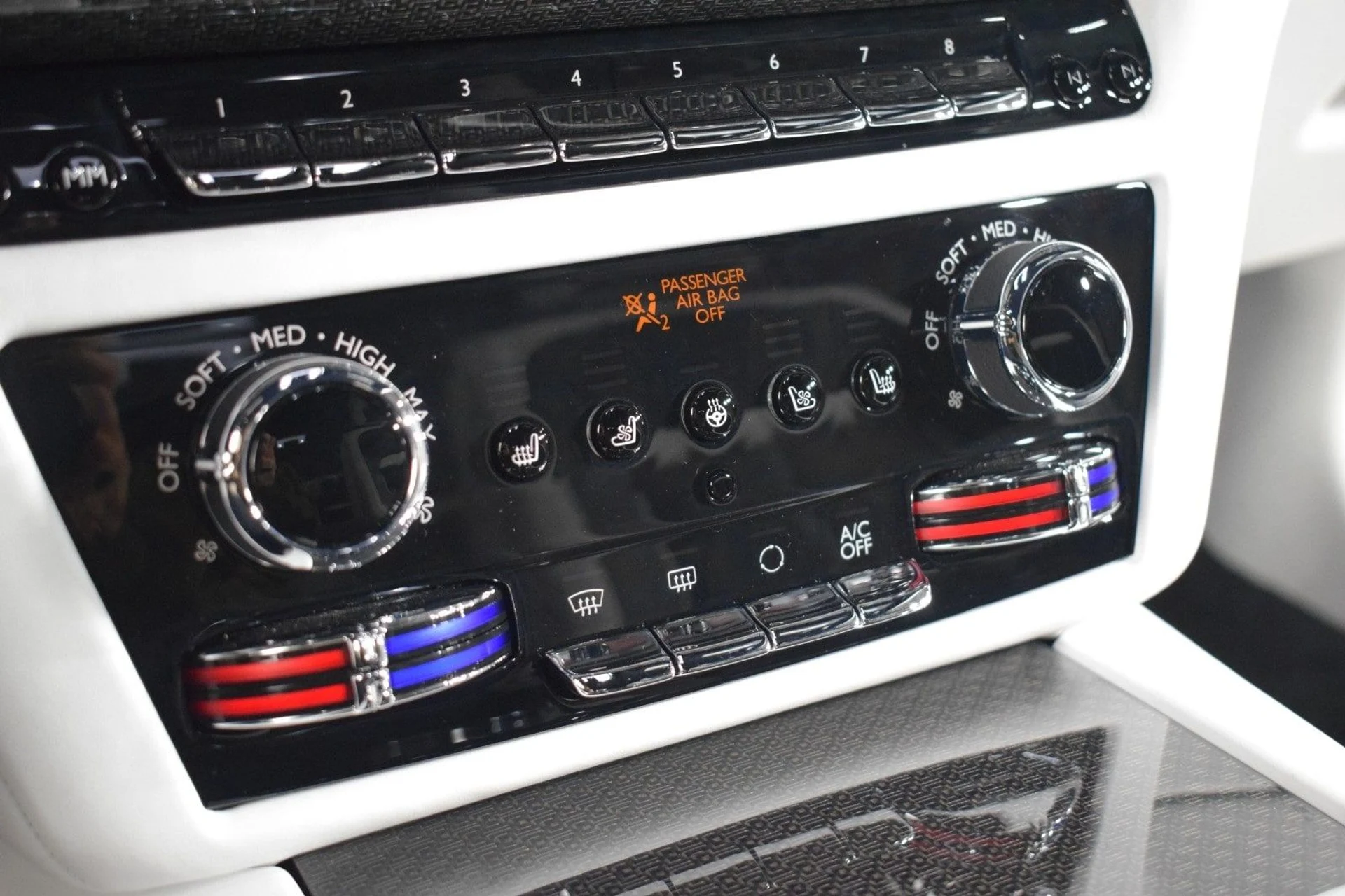 mph033_2284503419_b641c54d9646a79e7984ac4aa5cf5efcx_e97b8e57b3