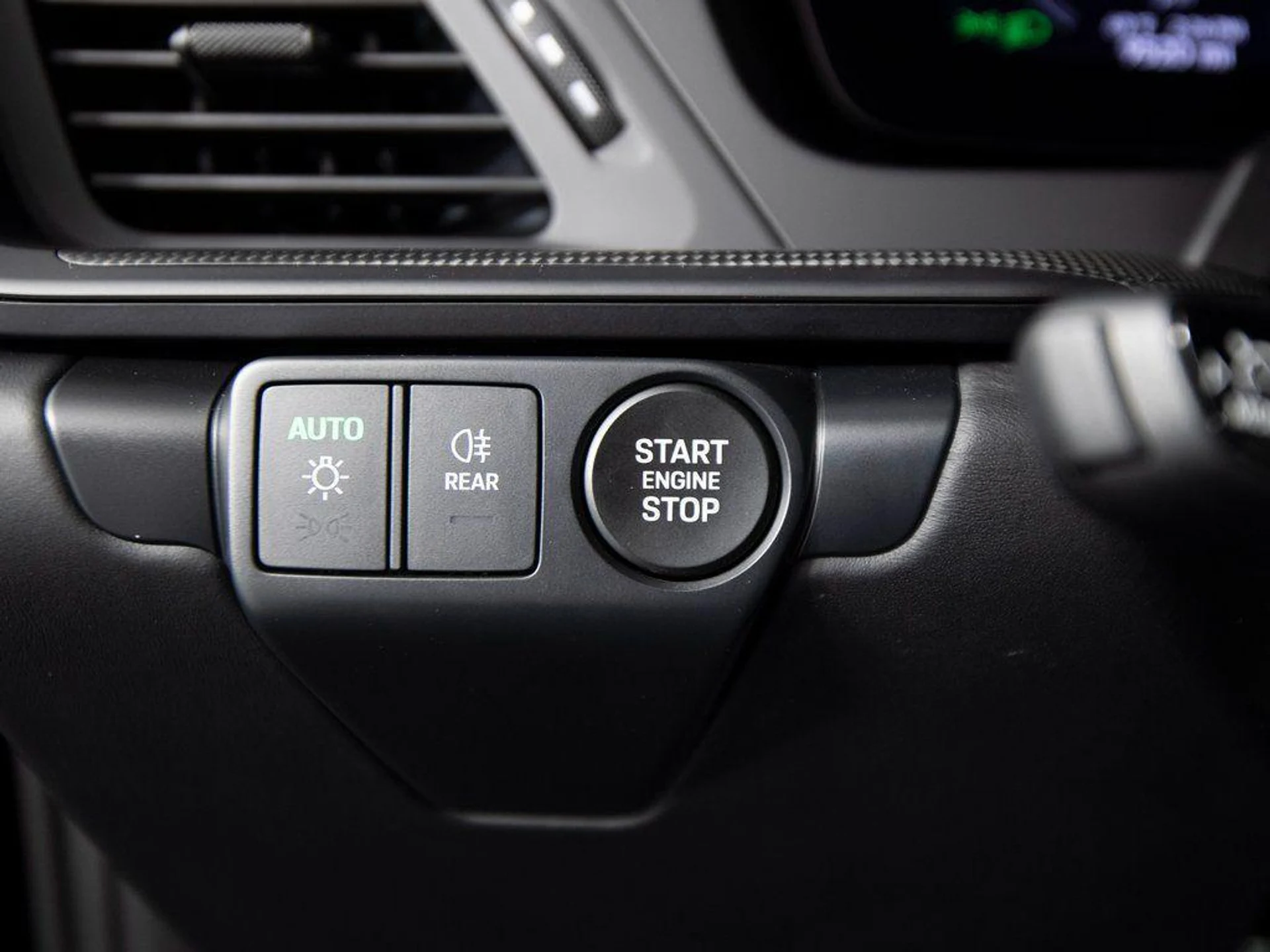 mph033_228648201_D3_O_Lq_Bz1s_L6i2_Yd2_NK_Jjgi_D_5o_774d544d4b