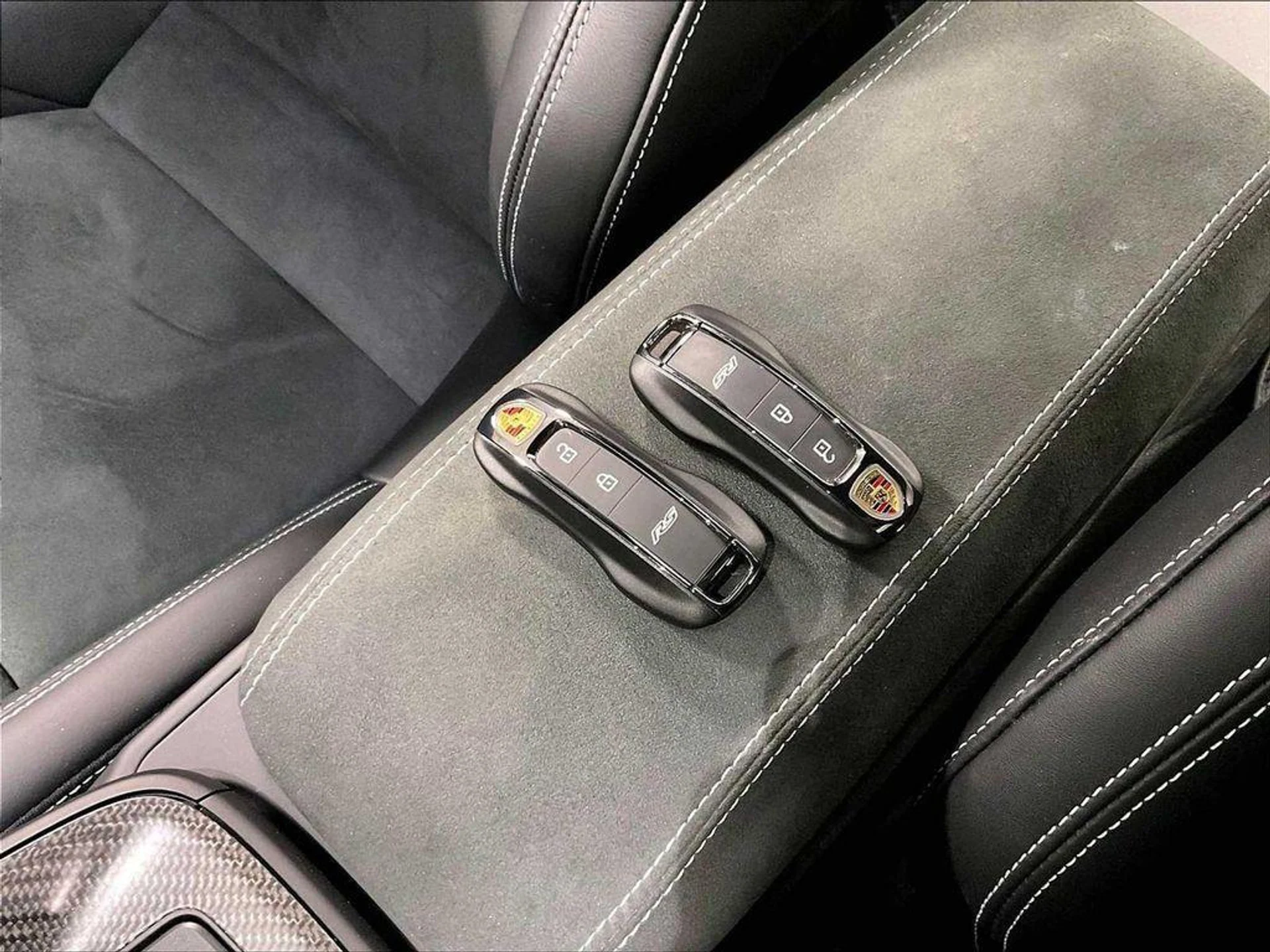 mph033_2288962607_ei_P_Lomm_TVO_Bb_M_Hv_S_OLX_7bl_M_Bp8_d1ba661417