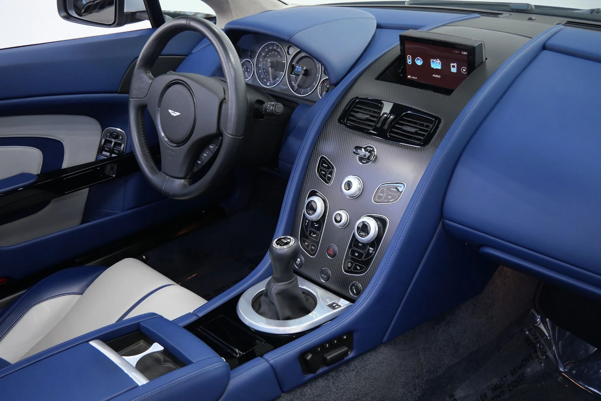 mph033_2291709167_Used_2017_Aston_Martin_Vantage_Roadster_7_Speed_Manual_Limited_1_of_100_for_the_USA_1765816519_80cc3260b7