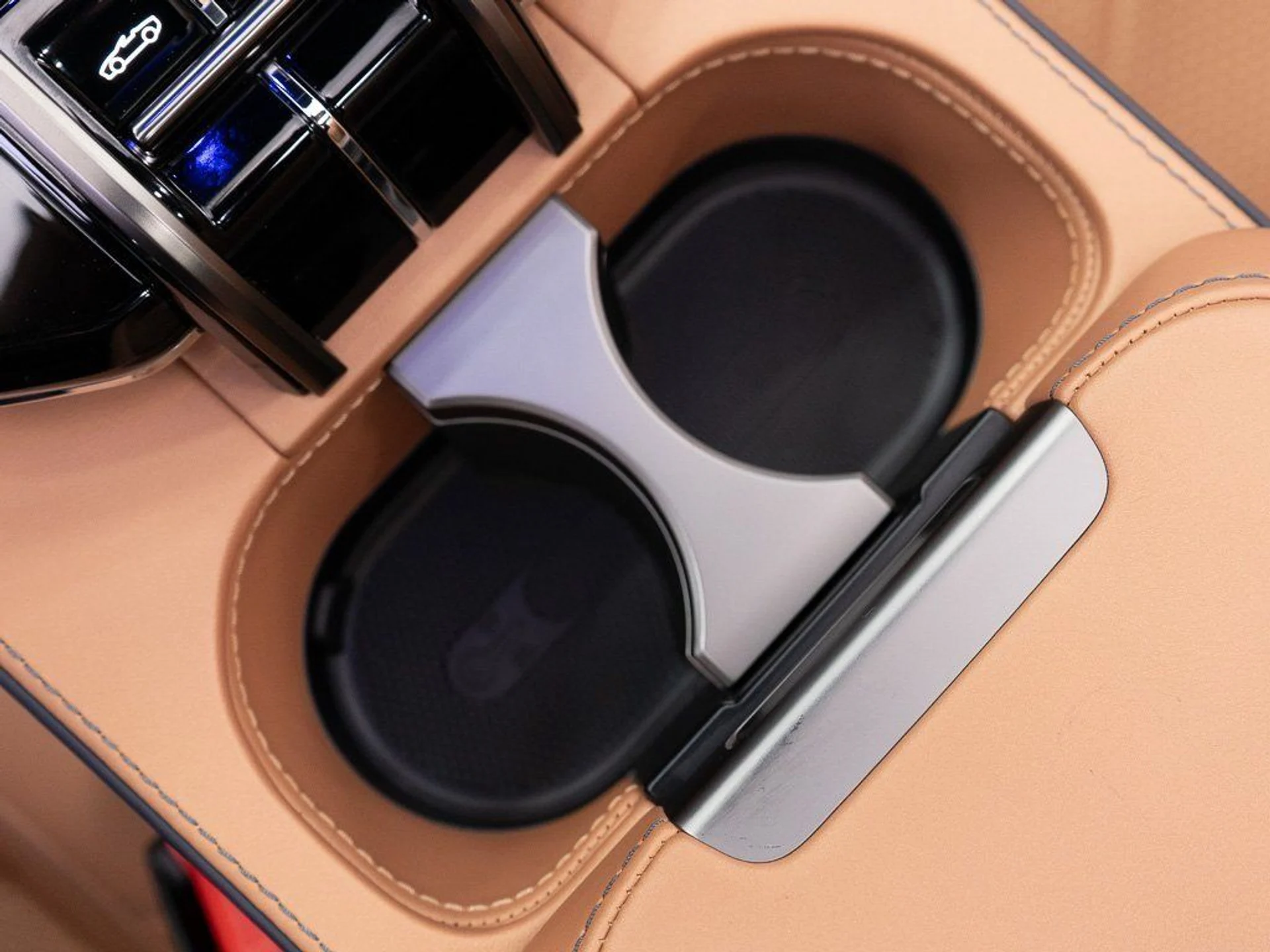 mph033_2296974400_408cf0a613cf711c4835facb7b50106d_31712cee77