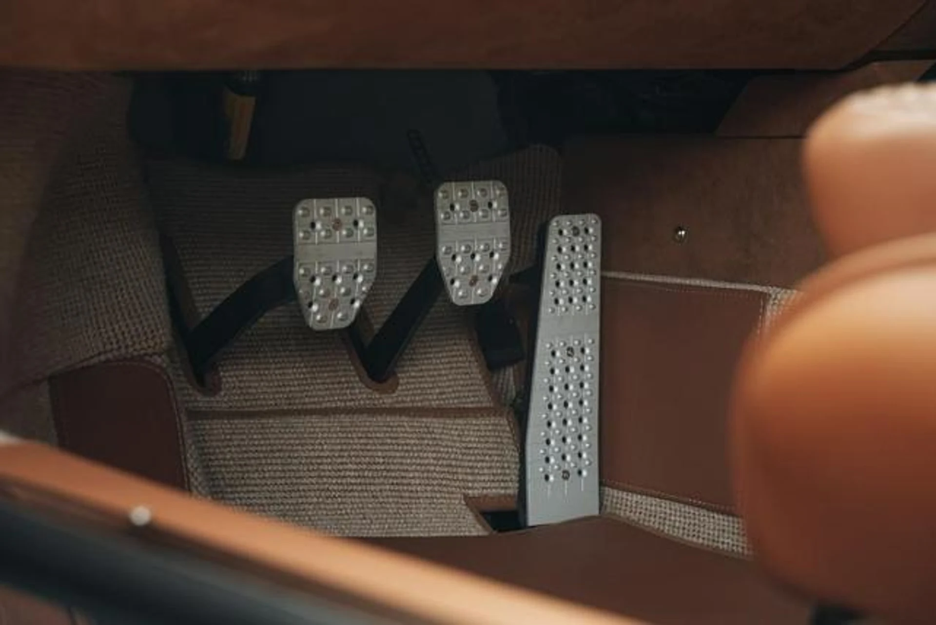 mph033_2303452261_a_BYNZD_2_Om_AH_0ht_ZRQNLU_6x_VTJP_0_632edcfbd7