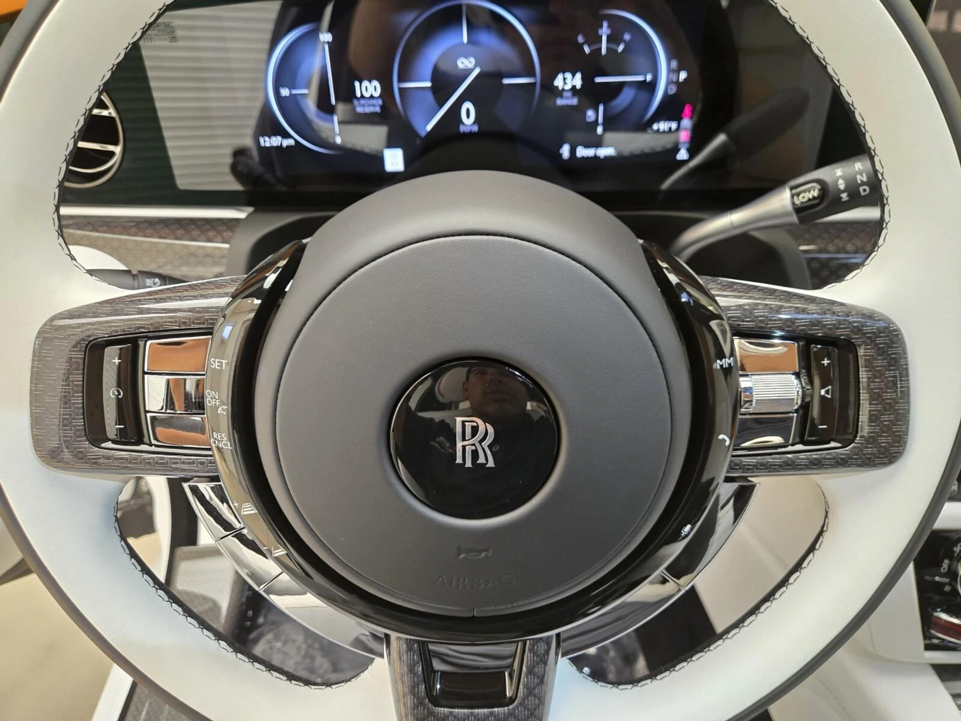 mph033_2305129865_New_2025_Rolls_Royce_Ghost_1753162901_87c425c36b