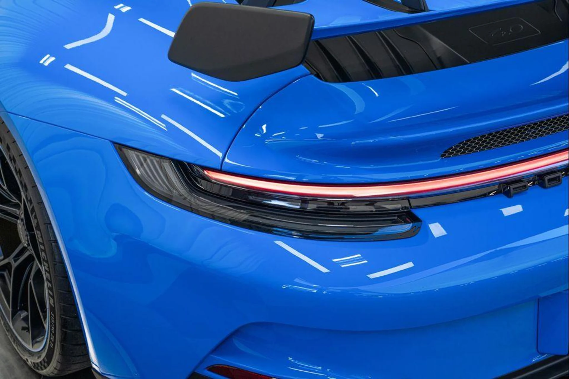 mph033_2306788385_j_Pqa_A_Luf_Z_Es4e_ZP_3_GC_6_z_As_RLI_4a3fdcd521