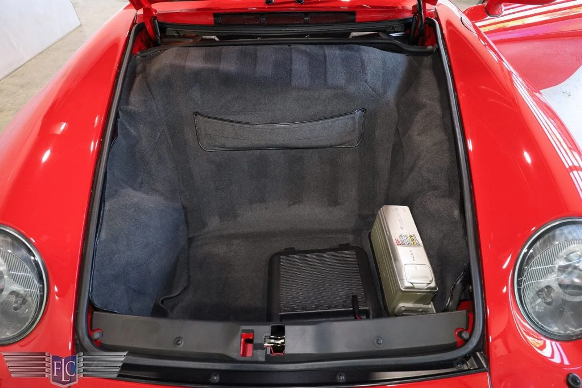 mph033_2318505543_used_1998_porsche_911_carrera_4_2drcoupecarrera4s_9689_22929030_34_1024_b0dea18a2b