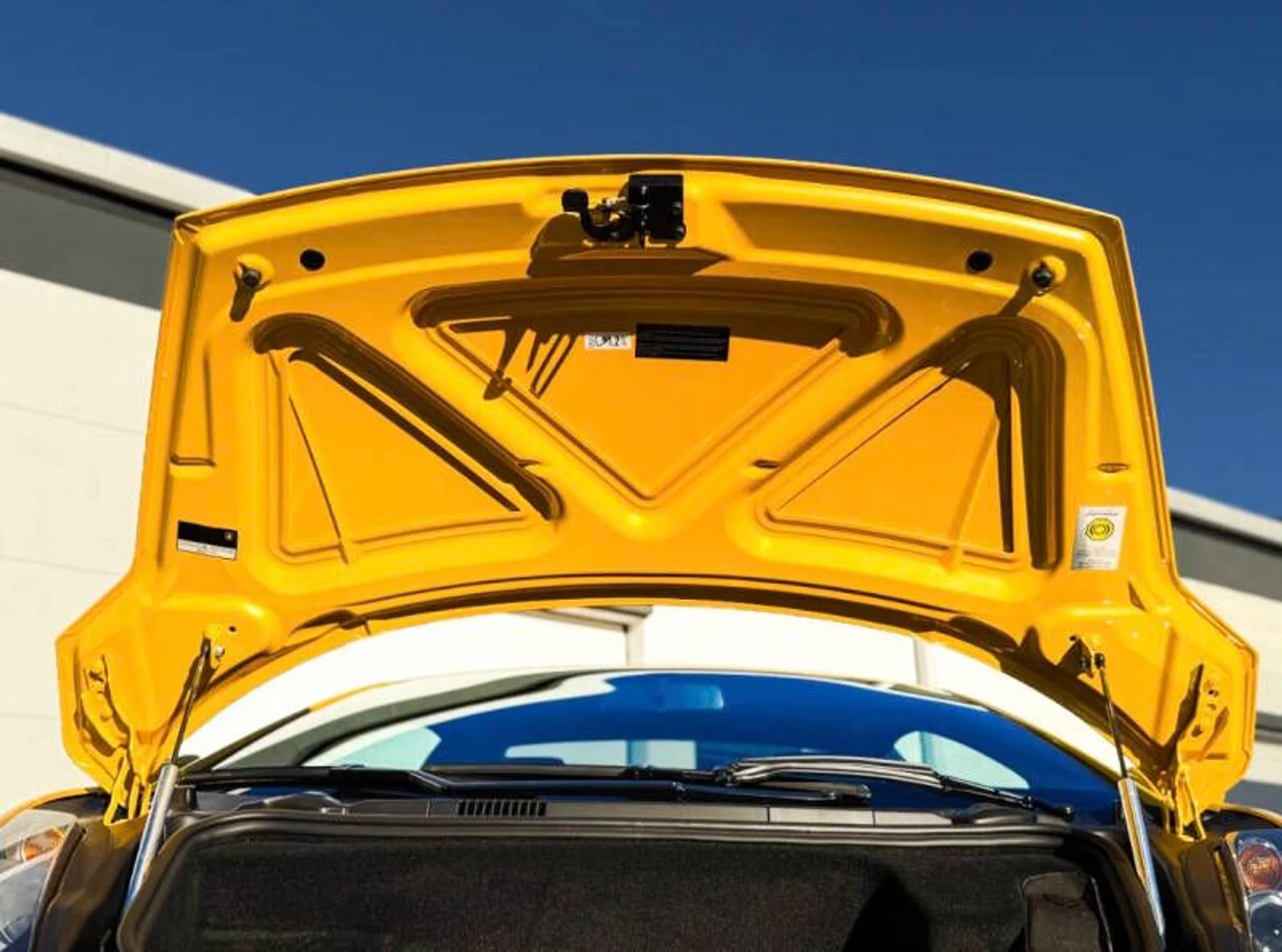 mph033_2320778219_2008_lamborghini_gallardo_base_awd_2dr_coupe_ab193ddd5c