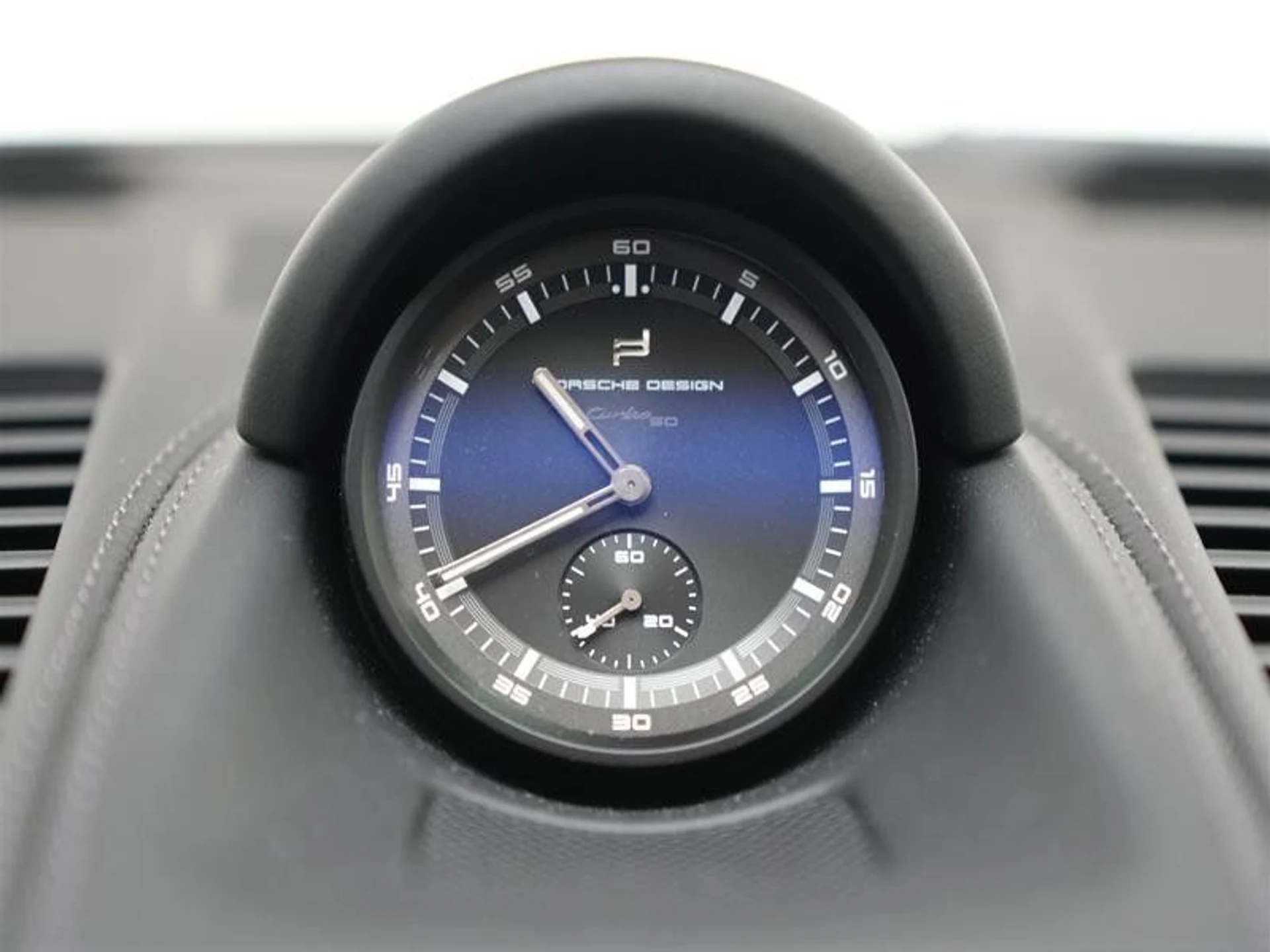 mph033_2324350483_39207350_03562_12cede5585e53e7a45c9981543ce3f13_138f6b1b67