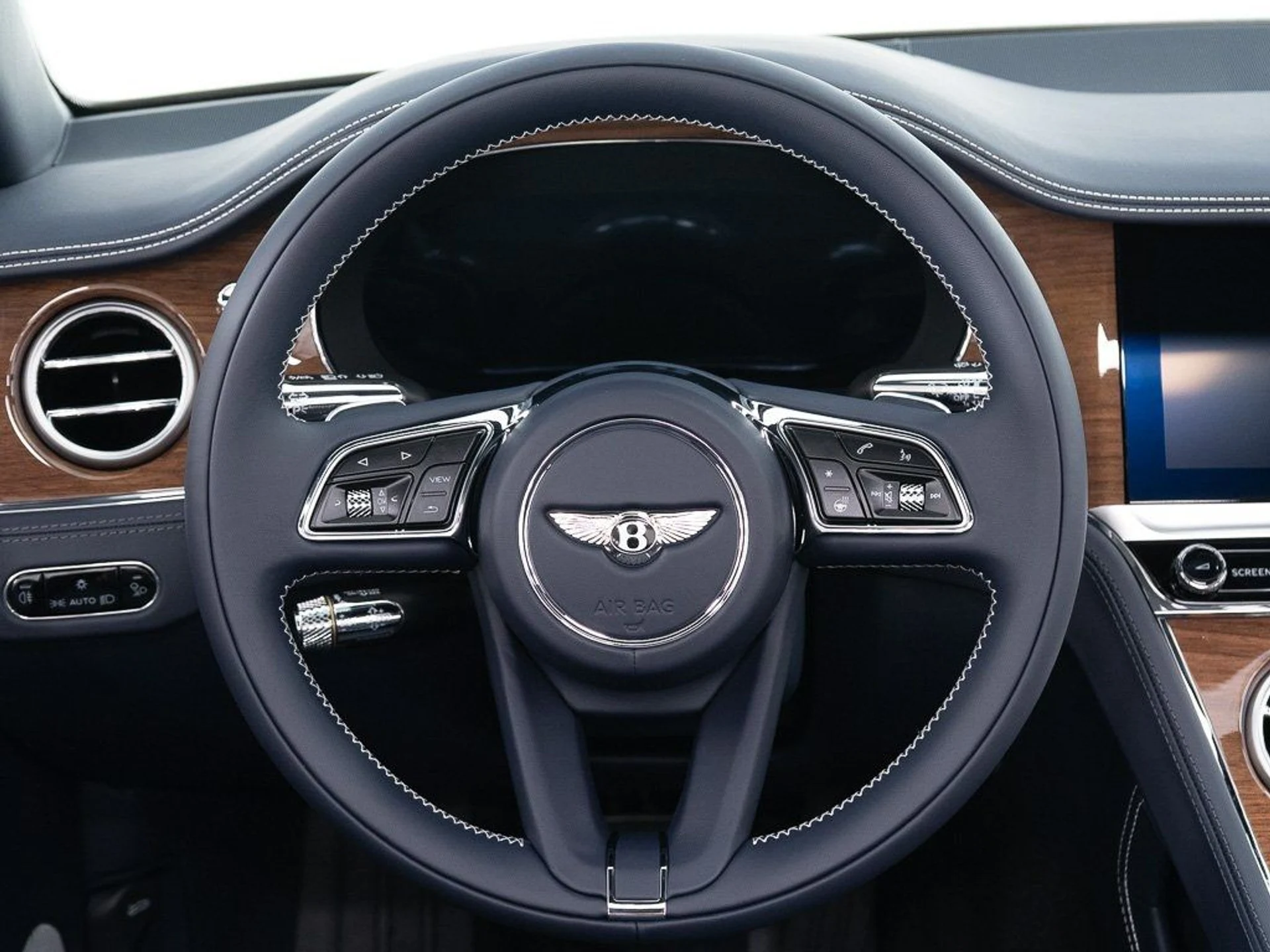 mph033_2327651499_b1fa4e9e19caf25d935a13d21d999fe2_dc347c890d