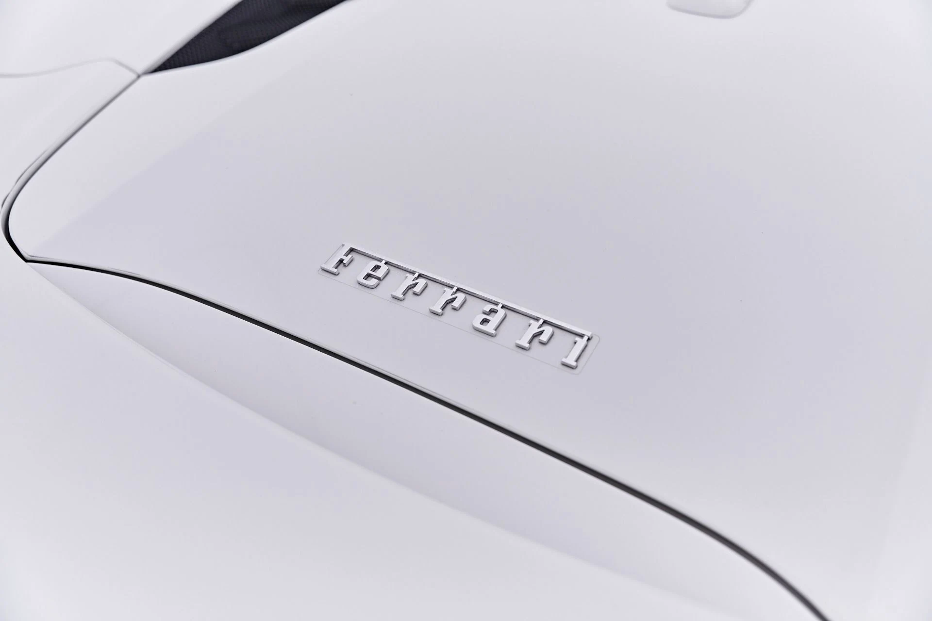 mph033_2328326947_Used_2019_Ferrari_488_Spider_Base_1782196546_01f7119faa