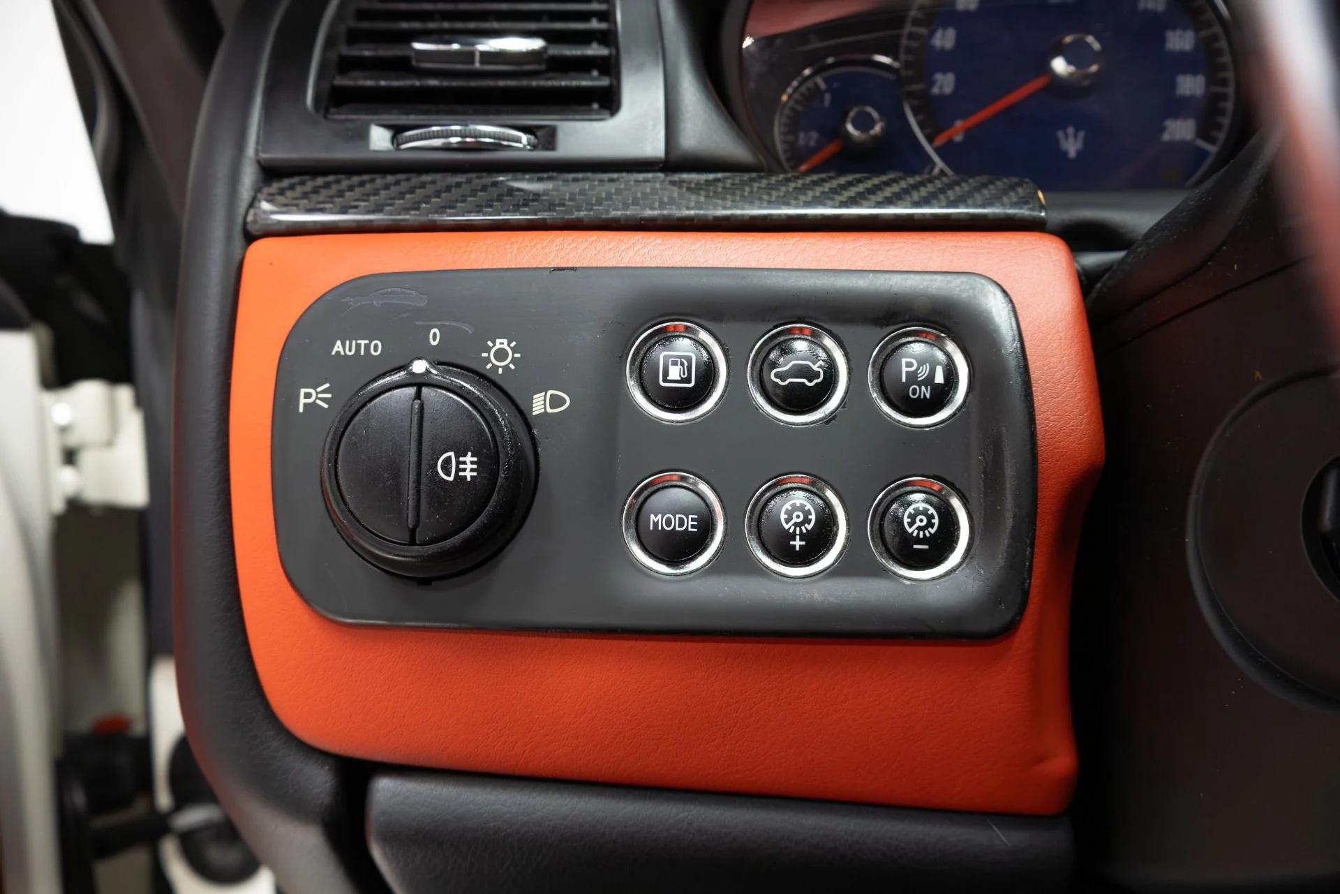 mph033_2331108783_Used_2018_Maserati_Gran_Turismo_1761598740_b63f729948