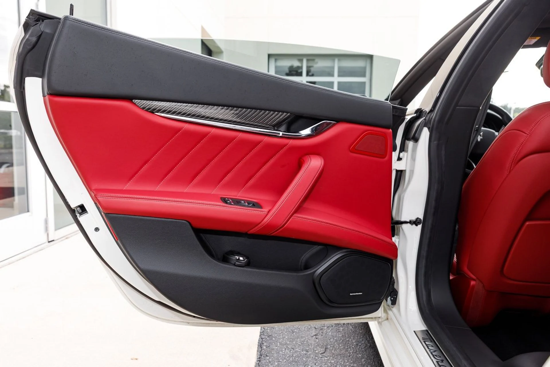 mph033_2334343352_508b5460fc8766475c7d76c22c30270ex_a8fe5926dc