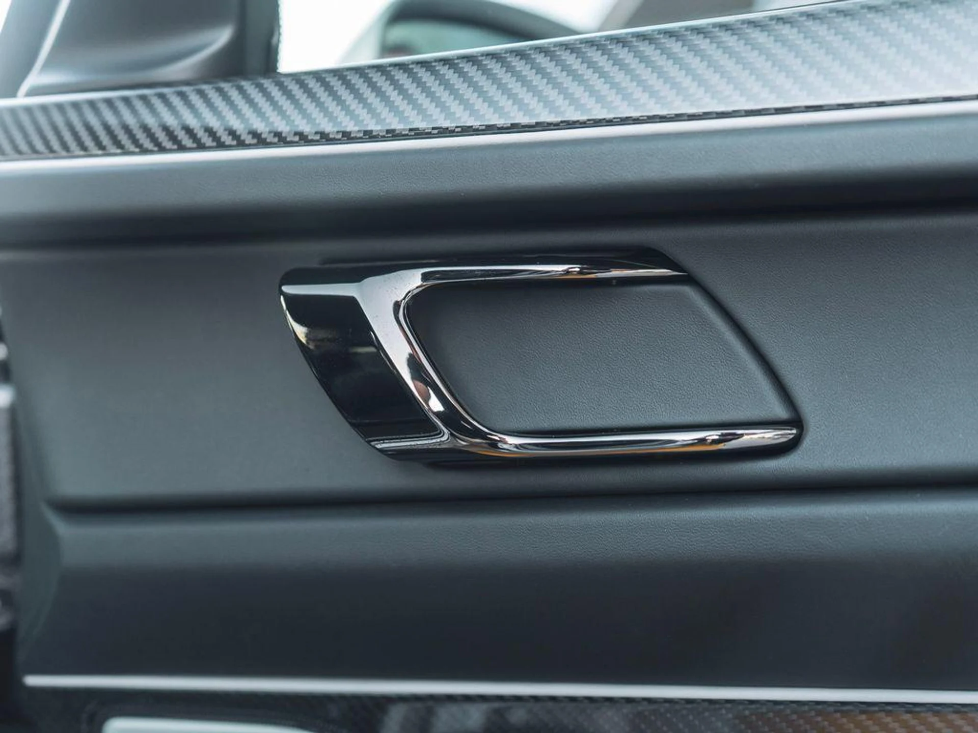 mph033_23446597_g_AG_m_Q_Mny9n_Cw4a4t5usy5_NK_7g_246e80e5d3