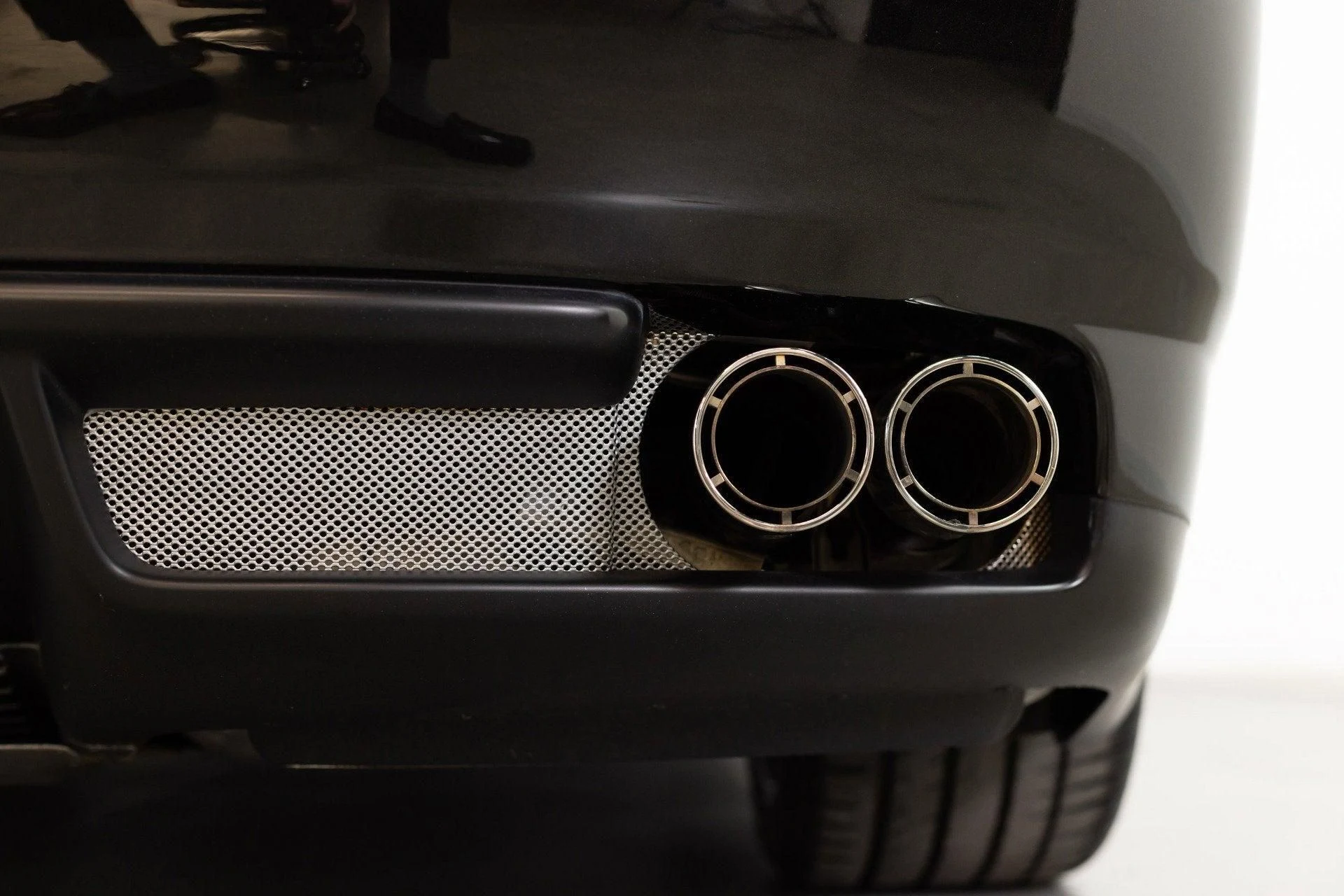 mph033_2348579759_Used_2009_Ferrari_612_Scaglietti_OTO_1777730460_cb63b2d851