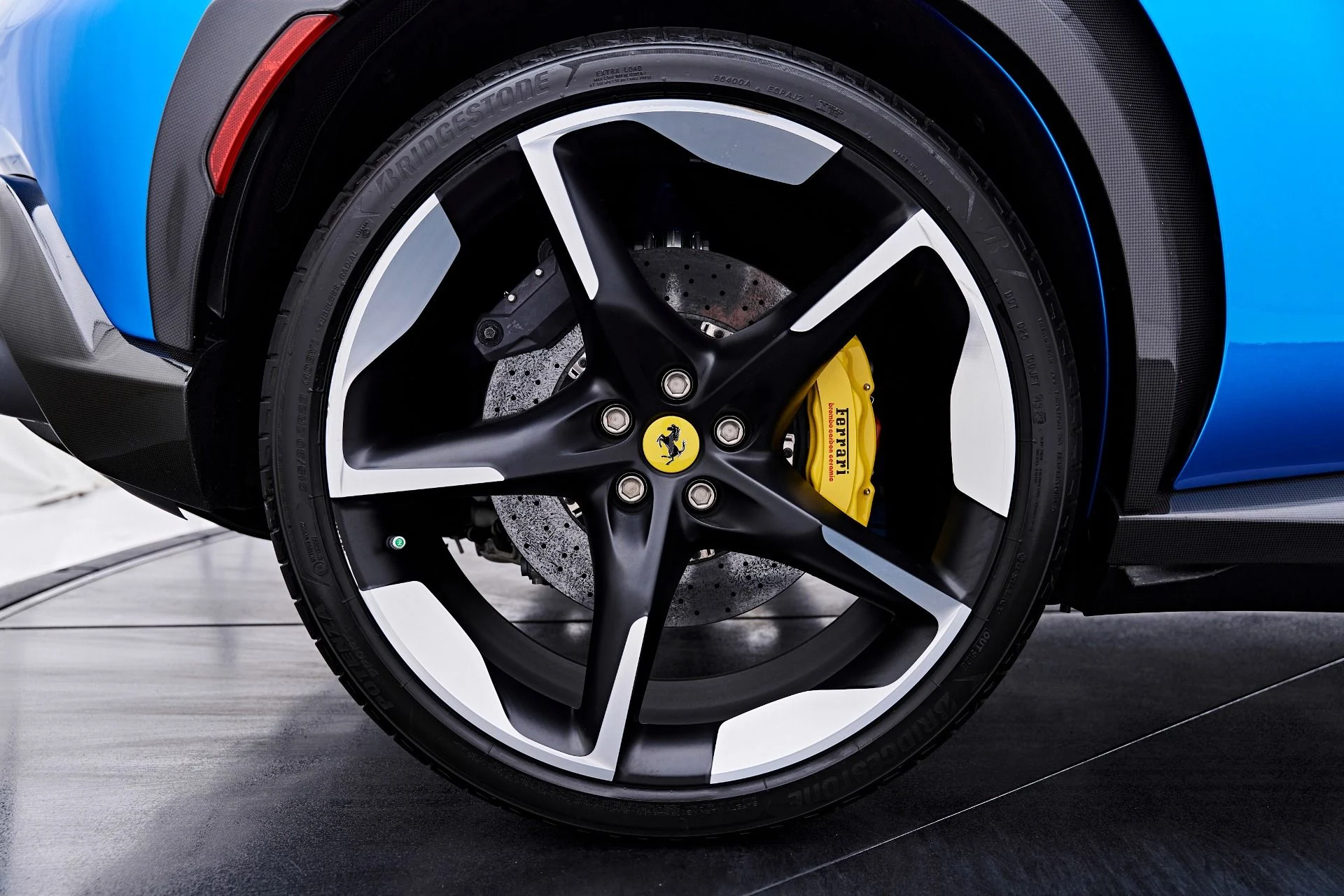 mph033_2351593288_Used_2024_Ferrari_Purosangue_Base_1788227887_fd0c694d02