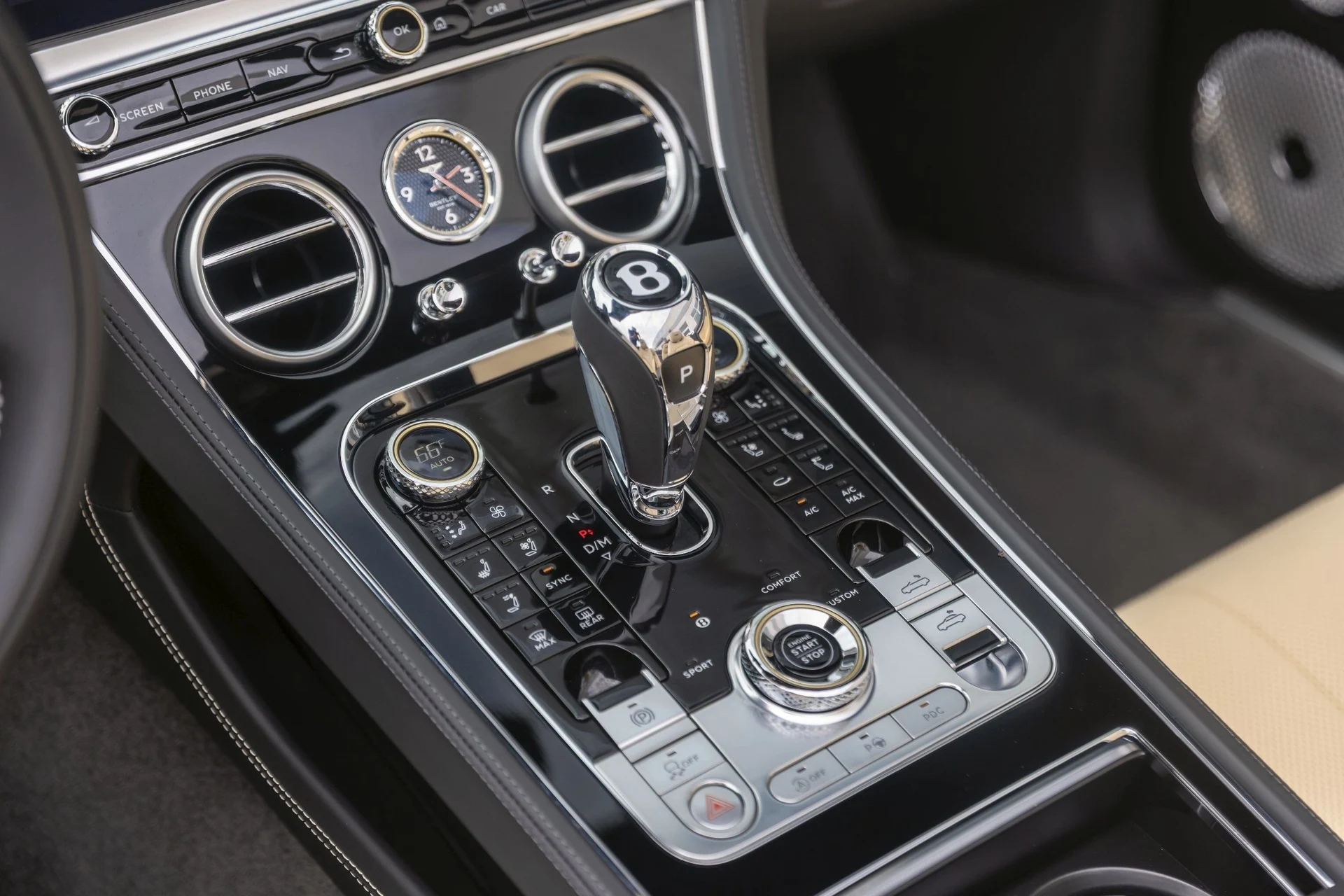 mph033_2352738542_Hi_Tech_Luxury_Imports_LLC_SCBDG_4_ZGXRC_016161_image_33_907f980497