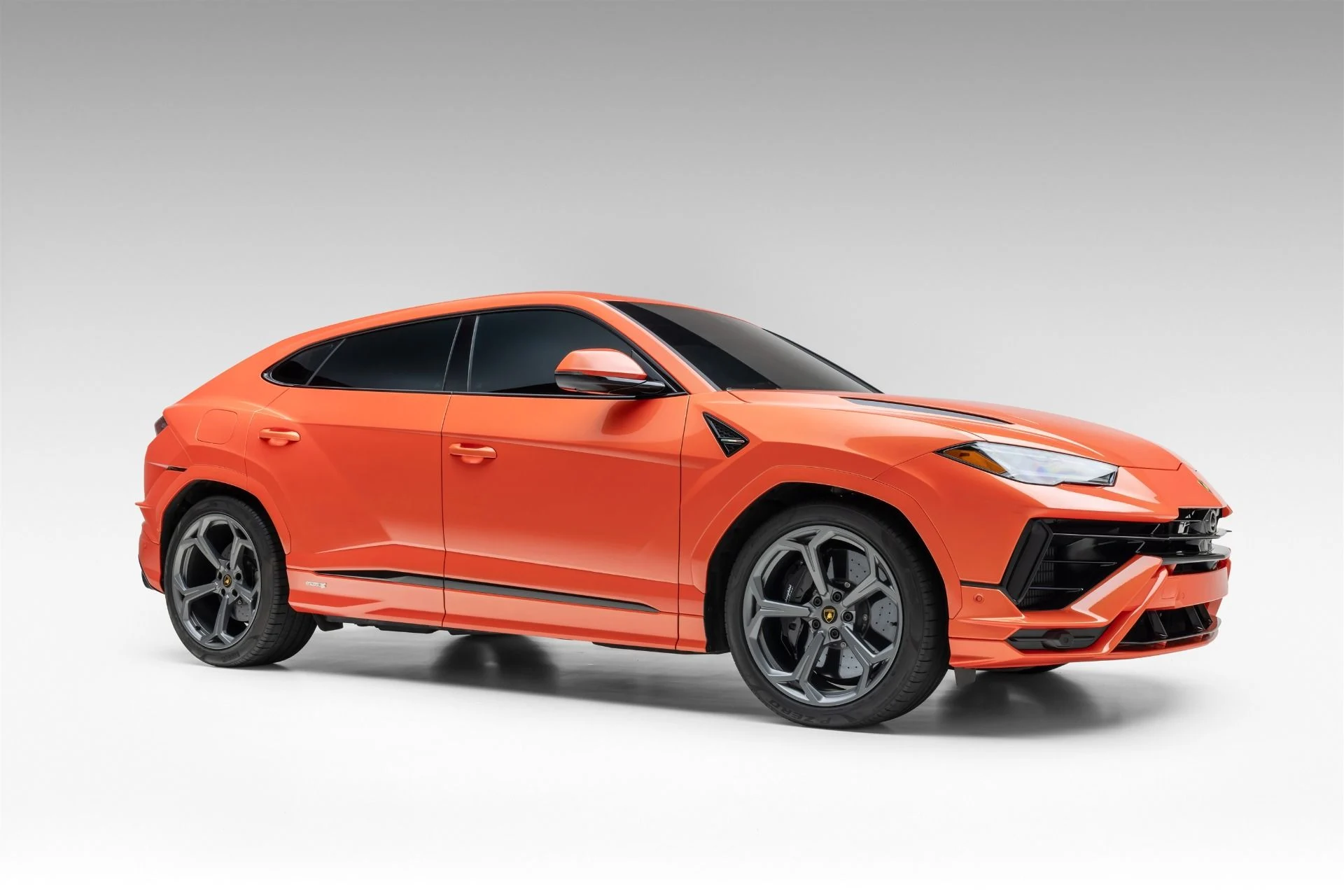 mph033_2352836150_Used_2024_Lamborghini_Urus_S_1766449487_773859a951