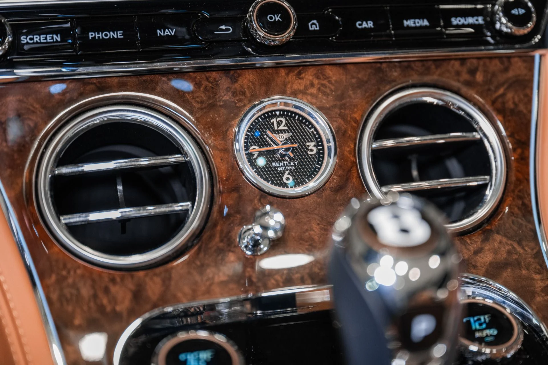 mph033_2361611498_Used_2020_Bentley_CONTINENTAL_GTC_V8_1792249789_22e9d8977b
