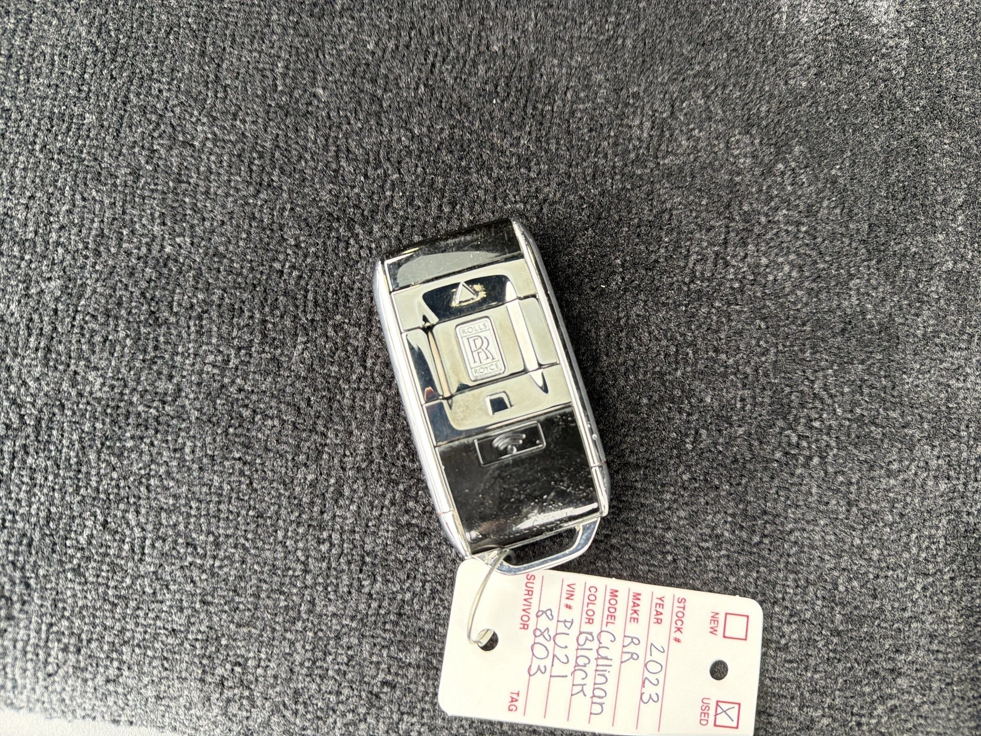 mph033_2368112862_4b8f5a7b8fea3eee6d61bc6611867dafx_64b7e0c15d