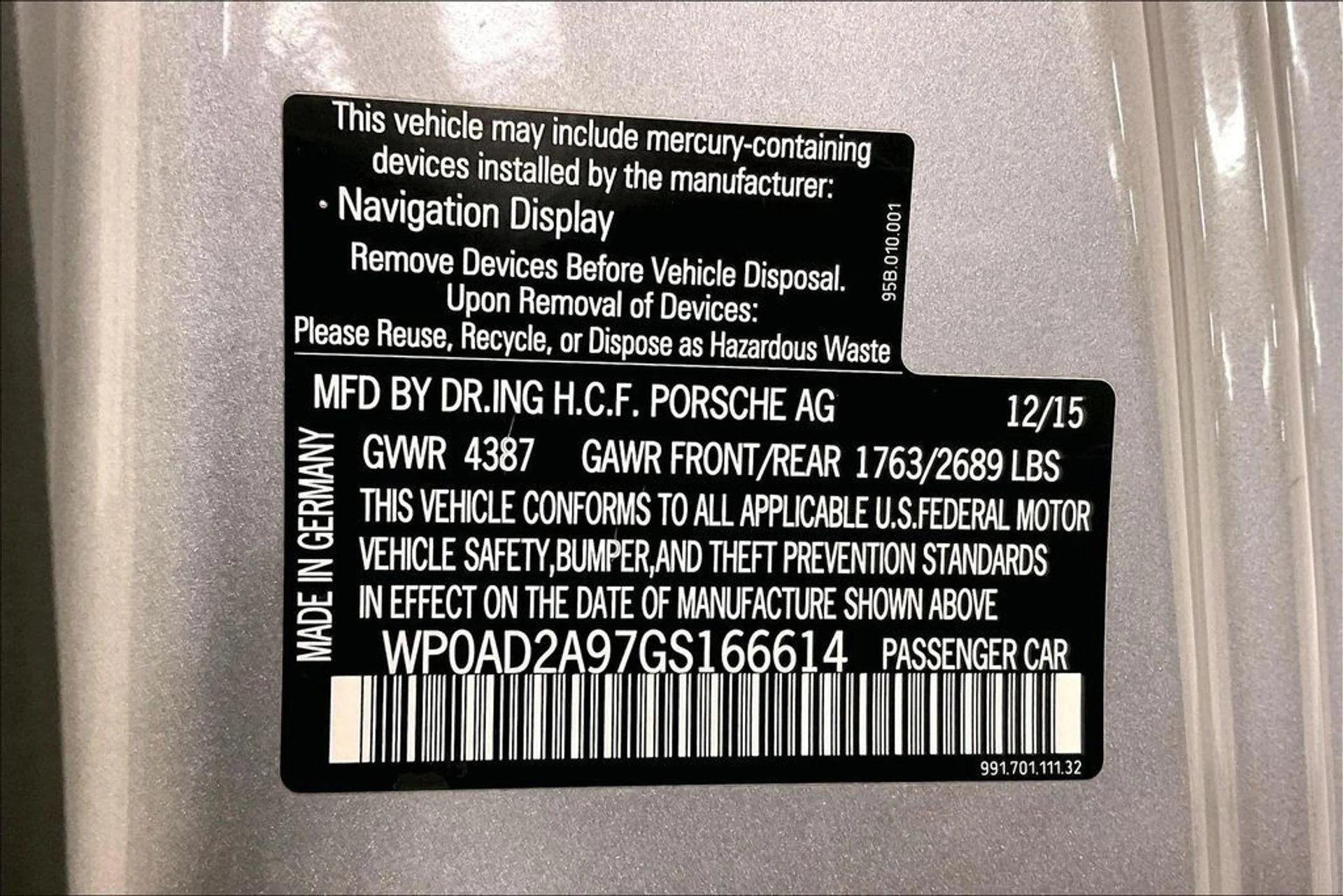 mph033_2370588533_880892497705504a109d68507fa2d922x_4677193f10