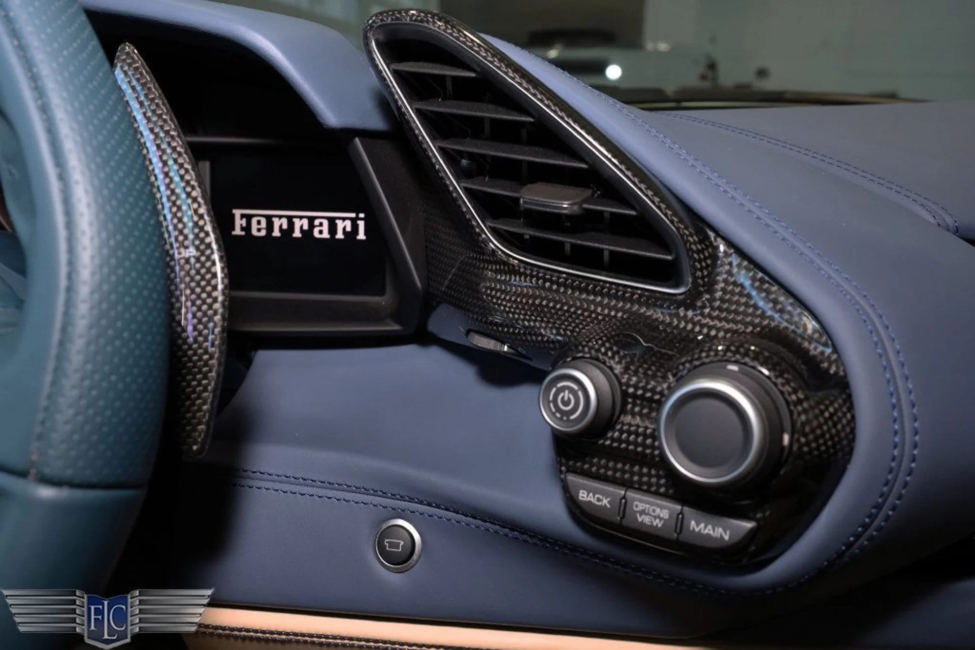 mph033_2375301810_used_2017_ferrari_488_gtb_coupe_9689_22969382_34_1024_489c5de6de