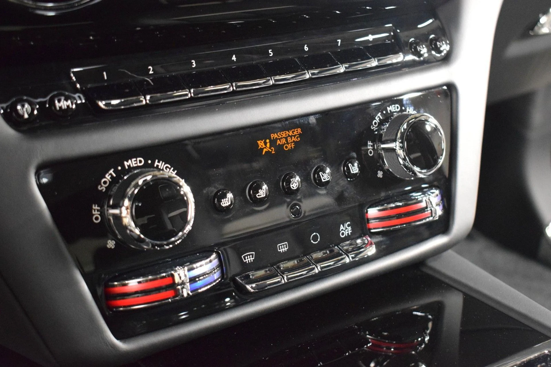 mph033_2379097228_ef1109bc51a700e7fbb7df3805aaa306x_6f534d6d42