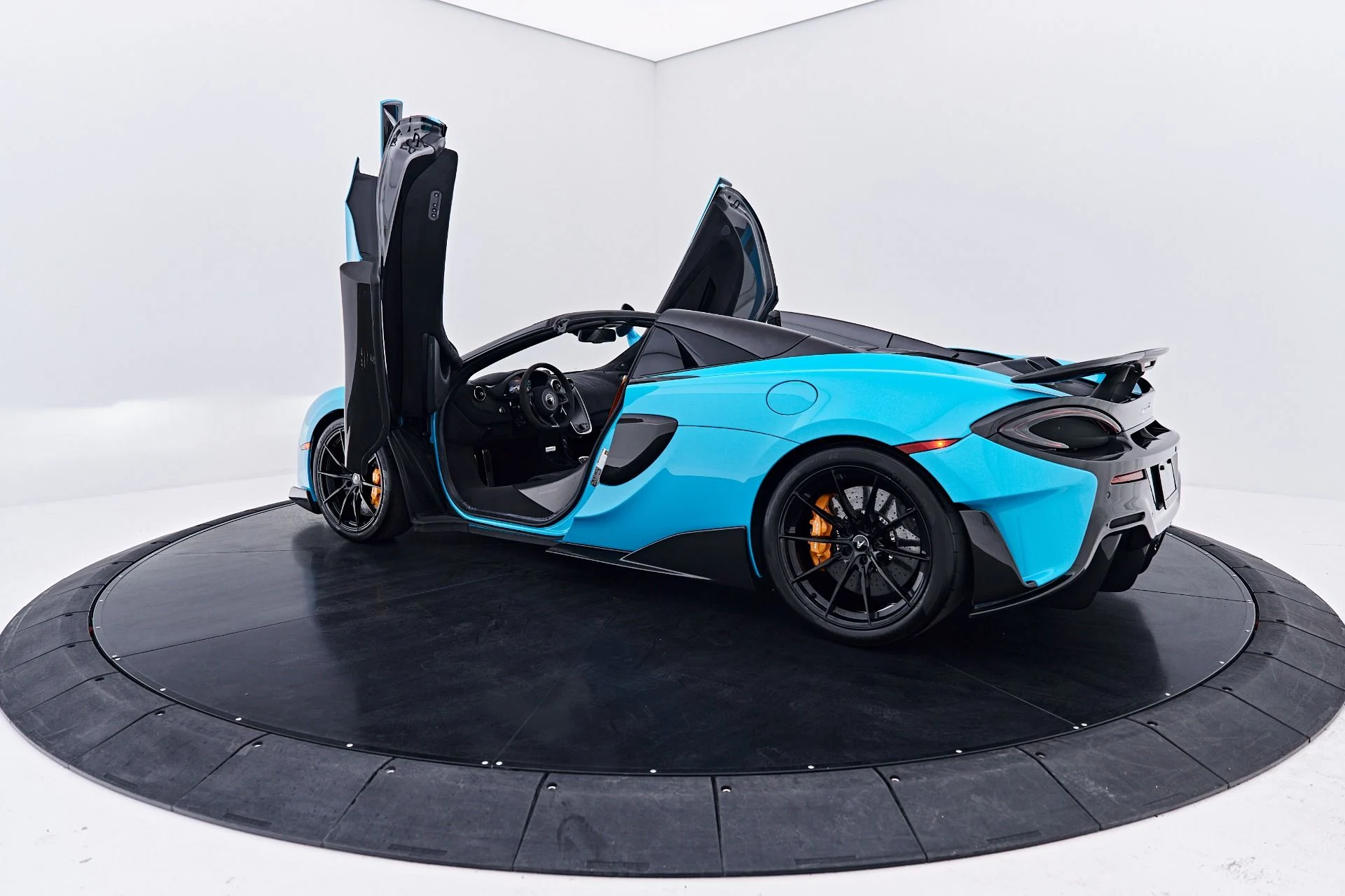 mph033_2390374647_Used_2020_Mc_Laren_600_LT_Base_1786496779_c15df21d66