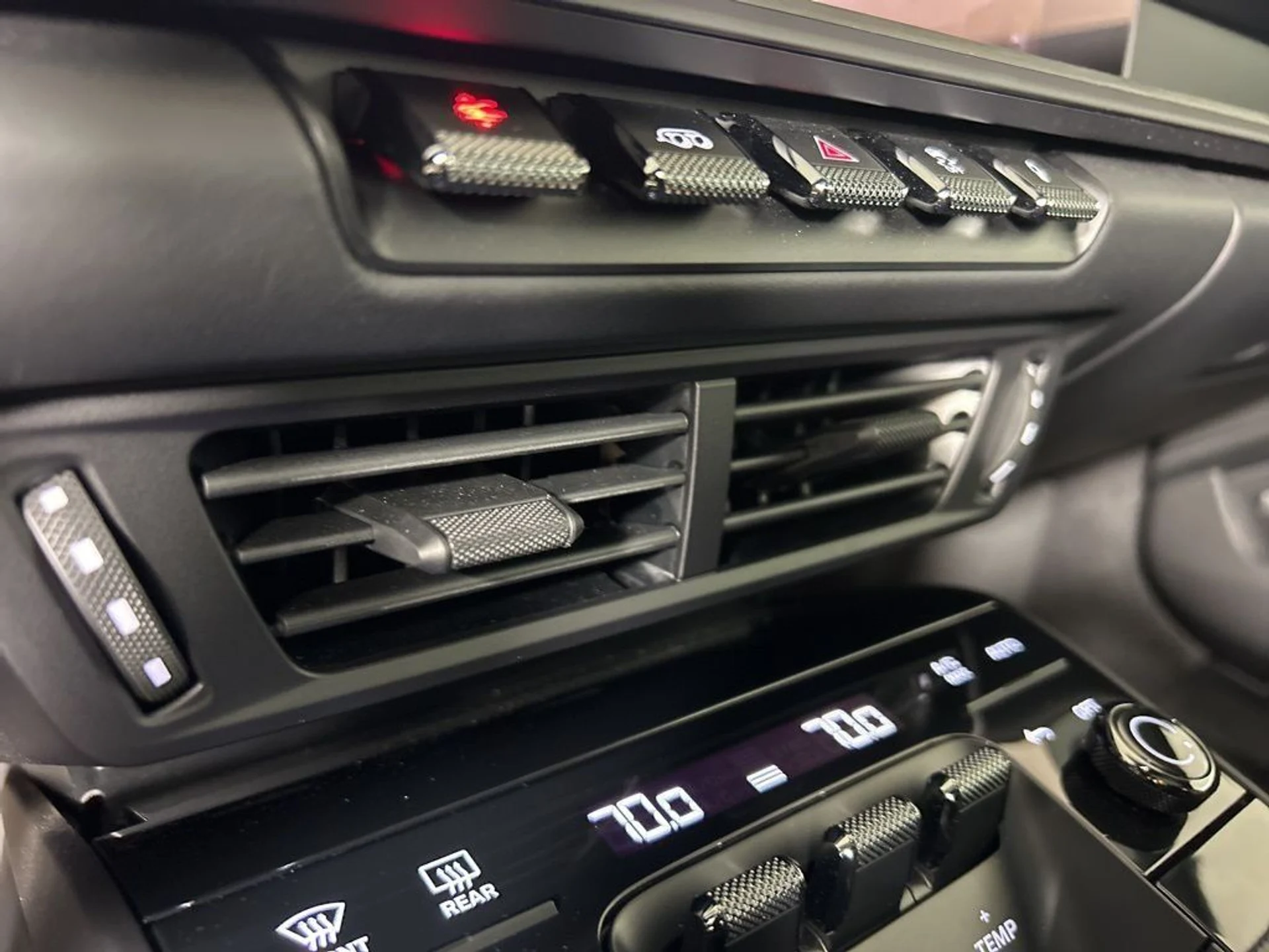 mph033_2410768725_6b57751973cf3325ab0a63d7777718cc_0b84c5ffd5