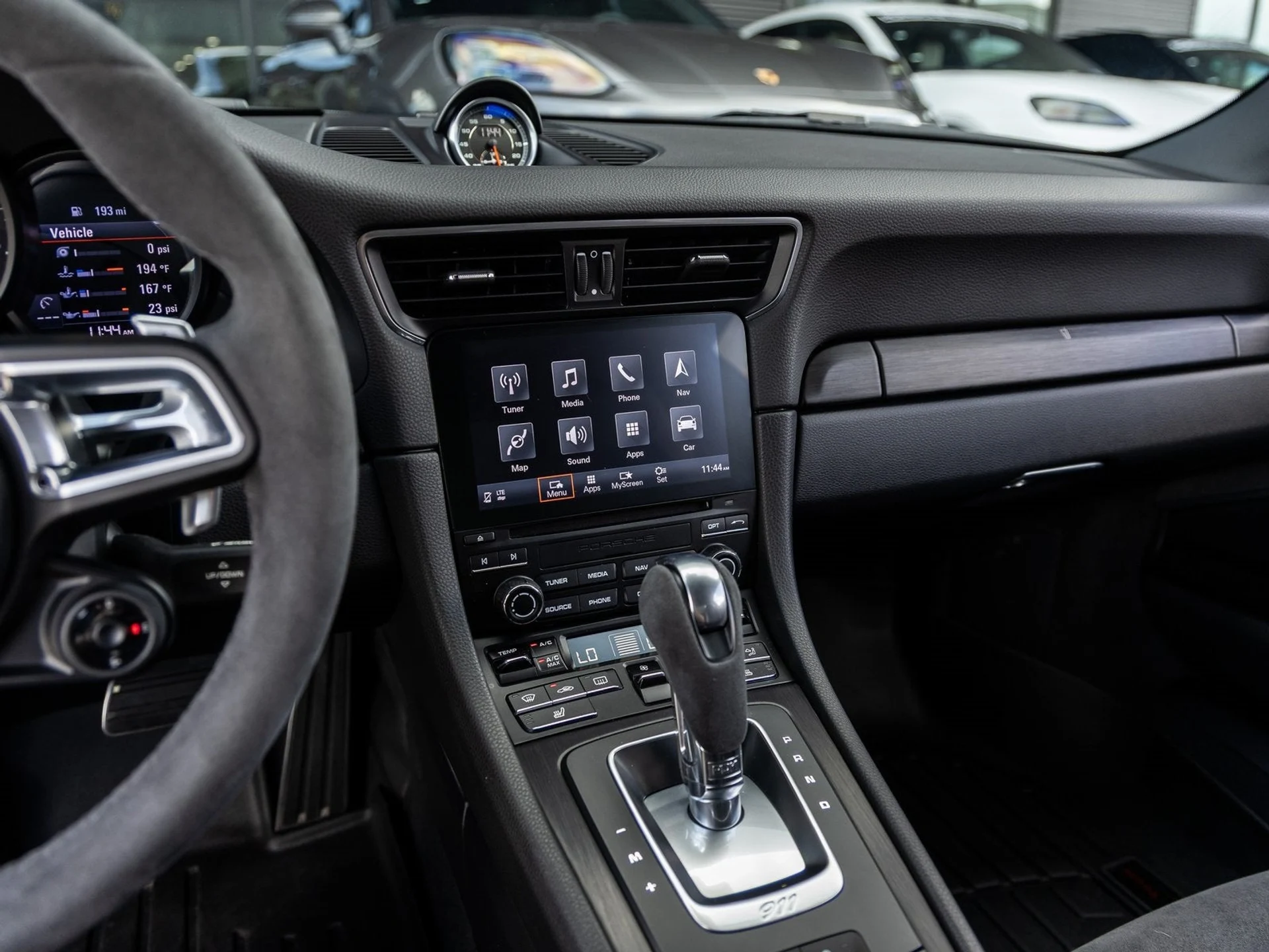 mph033_2412106937_34_3197fc184e