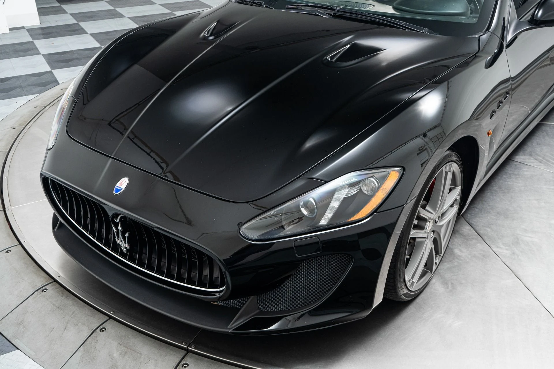 mph033_243264320_Used_2014_Maserati_Gran_Turismo_Convertible_MC_Special_Order_Paint_Sport_Exhaust_1776271961_2908557cee