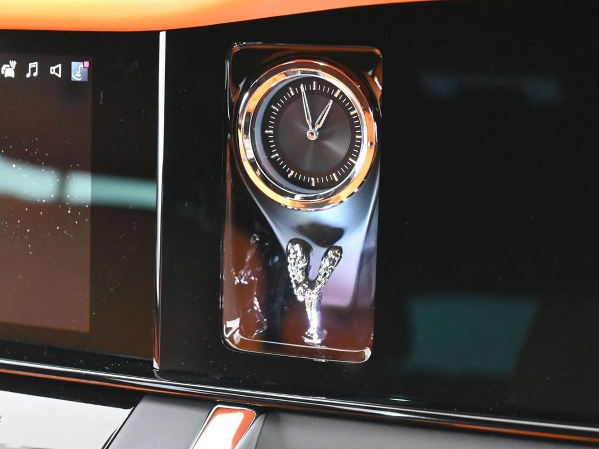 mph033_2437481483_37163375b88a53f9e627ac8d53d27c2e_da083f5c3e