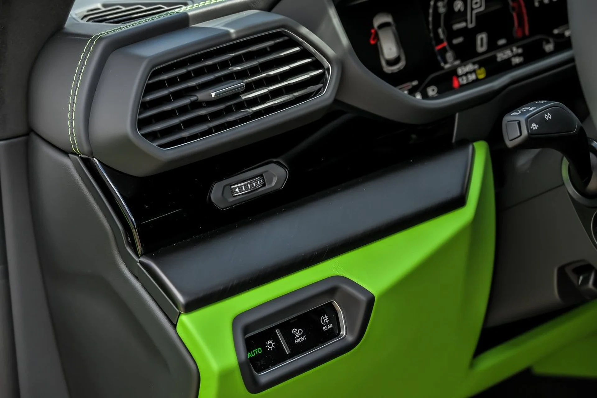 mph033_244199348_2578a91fa770748cdb9c1c833db6065dx_3b025fa8c3