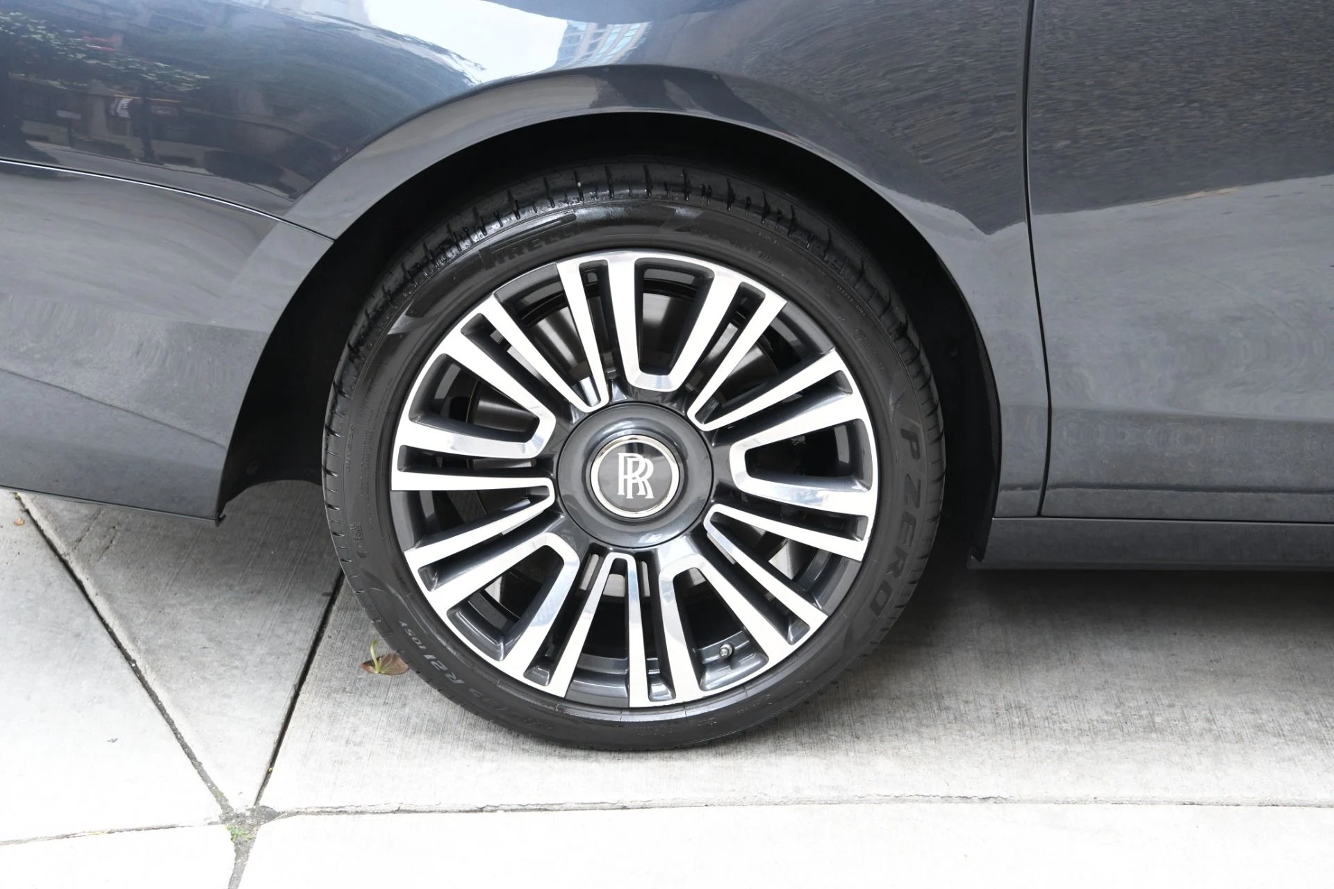 mph033_2448282184_11295_p35_l_f502f1ec3d