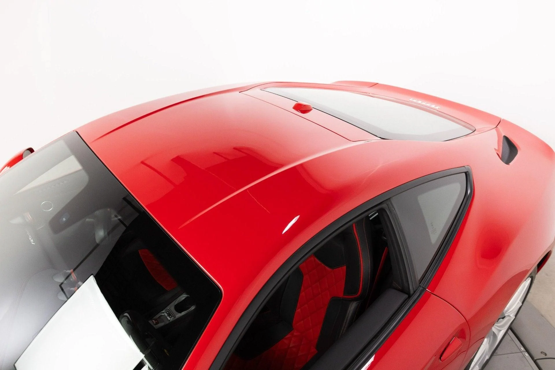 mph033_2449942723_Used_2017_Ferrari_F12berlinetta_1787147106_821ecb128a
