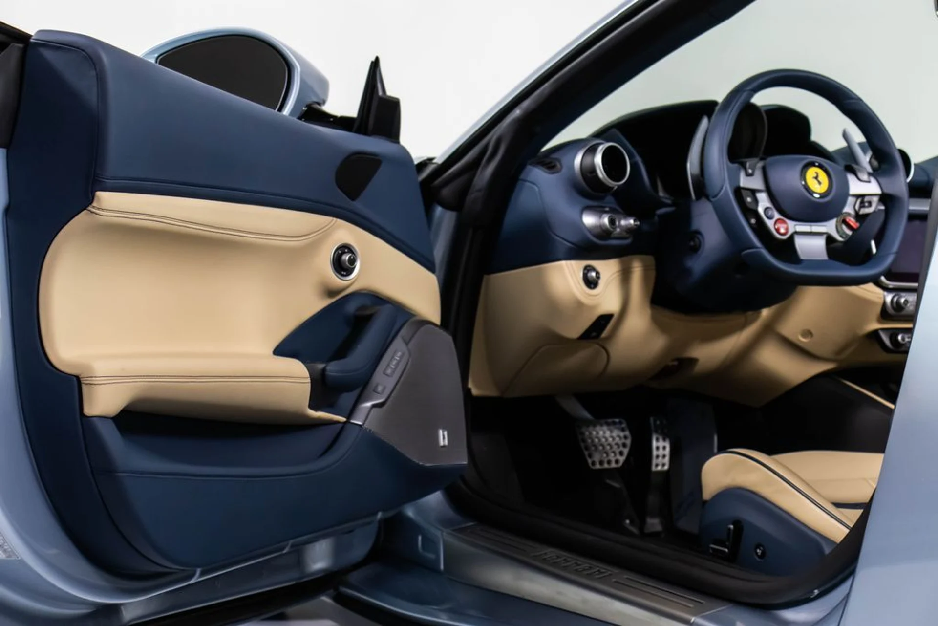 mph033_2450765715_084463cd89f28b9d28f412b55c82c8a9x_3b7e7612a6