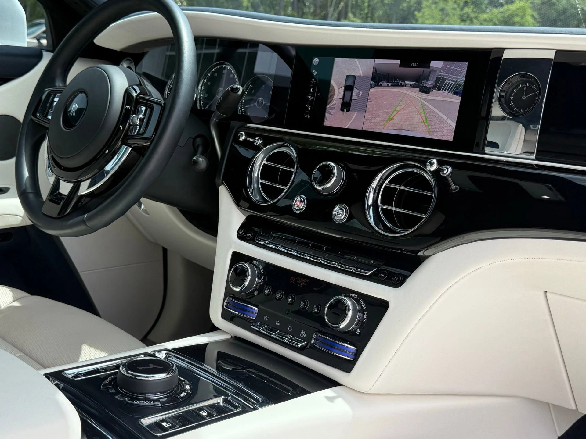 mph033_2460612212_72f16de18763486fa3bb17e7d574ff91_ffb0864824