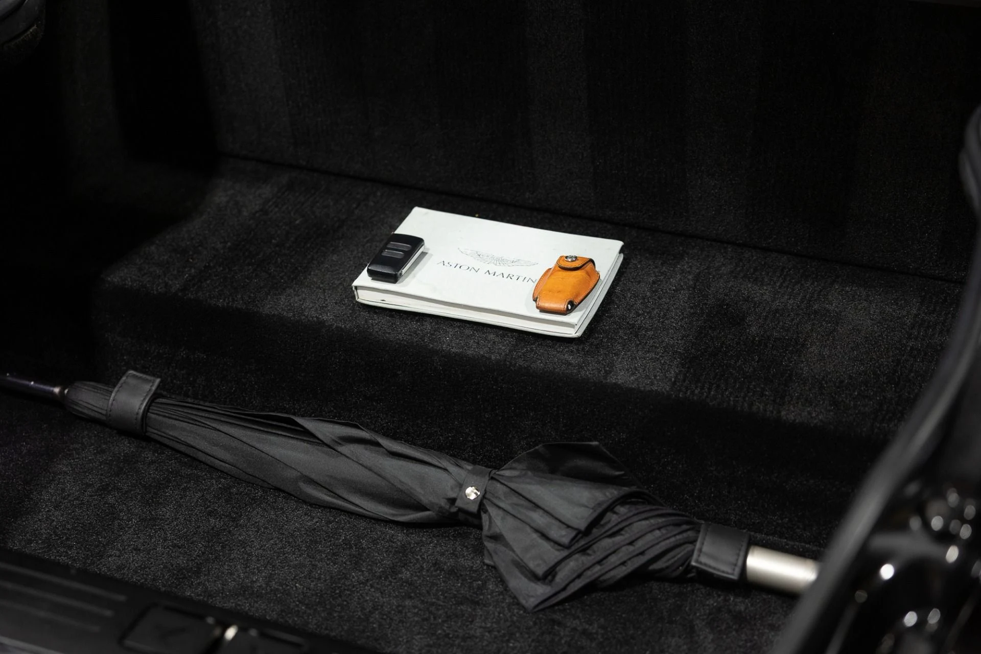 mph033_2461791882_Used_2019_Aston_Martin_Rapide_AMR_257000_MSRP_1764127123_56e4ca40b5