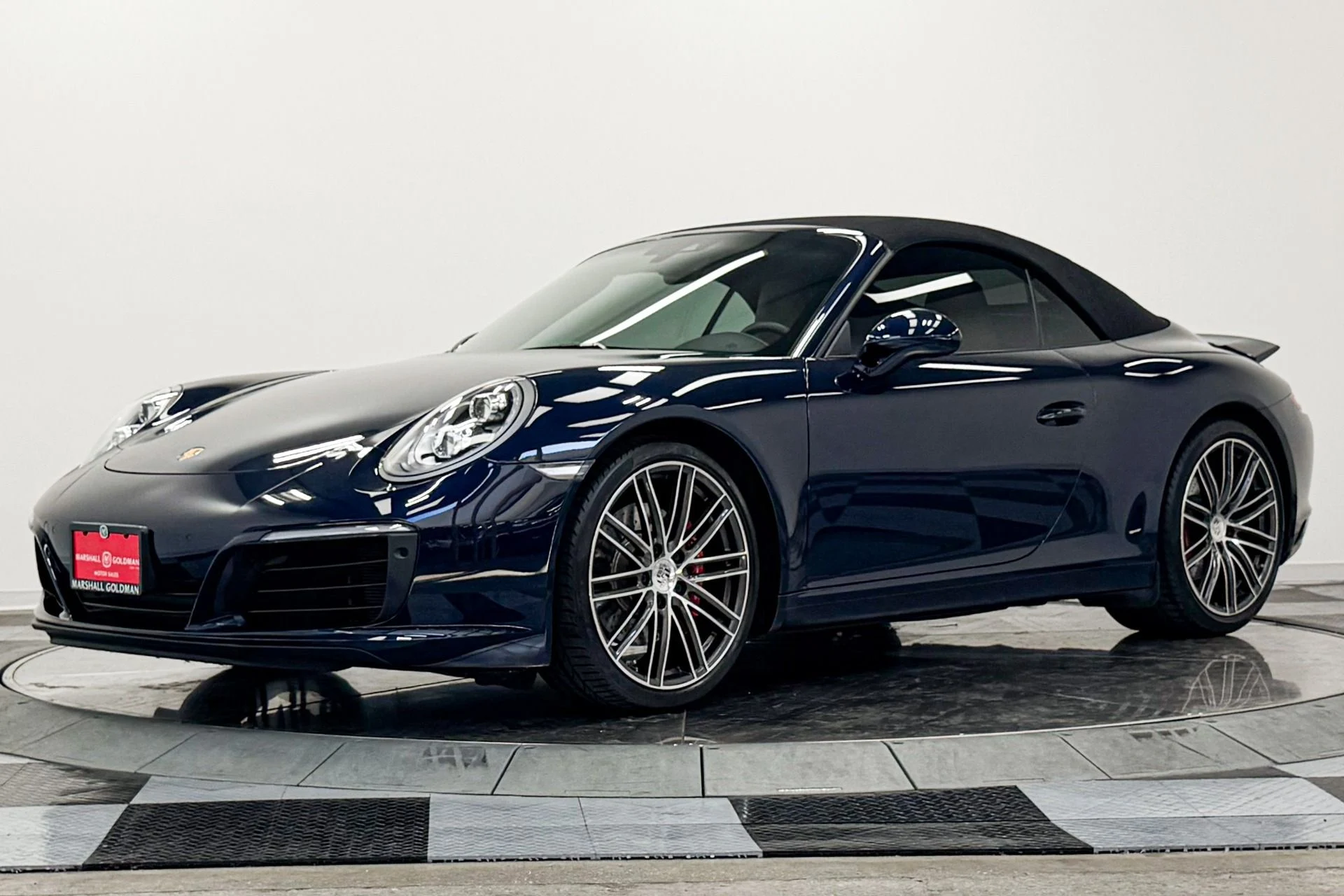 mph033_2465535157_Used_2018_Porsche_911_Carrera_S_Cabriolet_Sport_Package_Permium_Package_Plus_1784928158_db9a5c4854