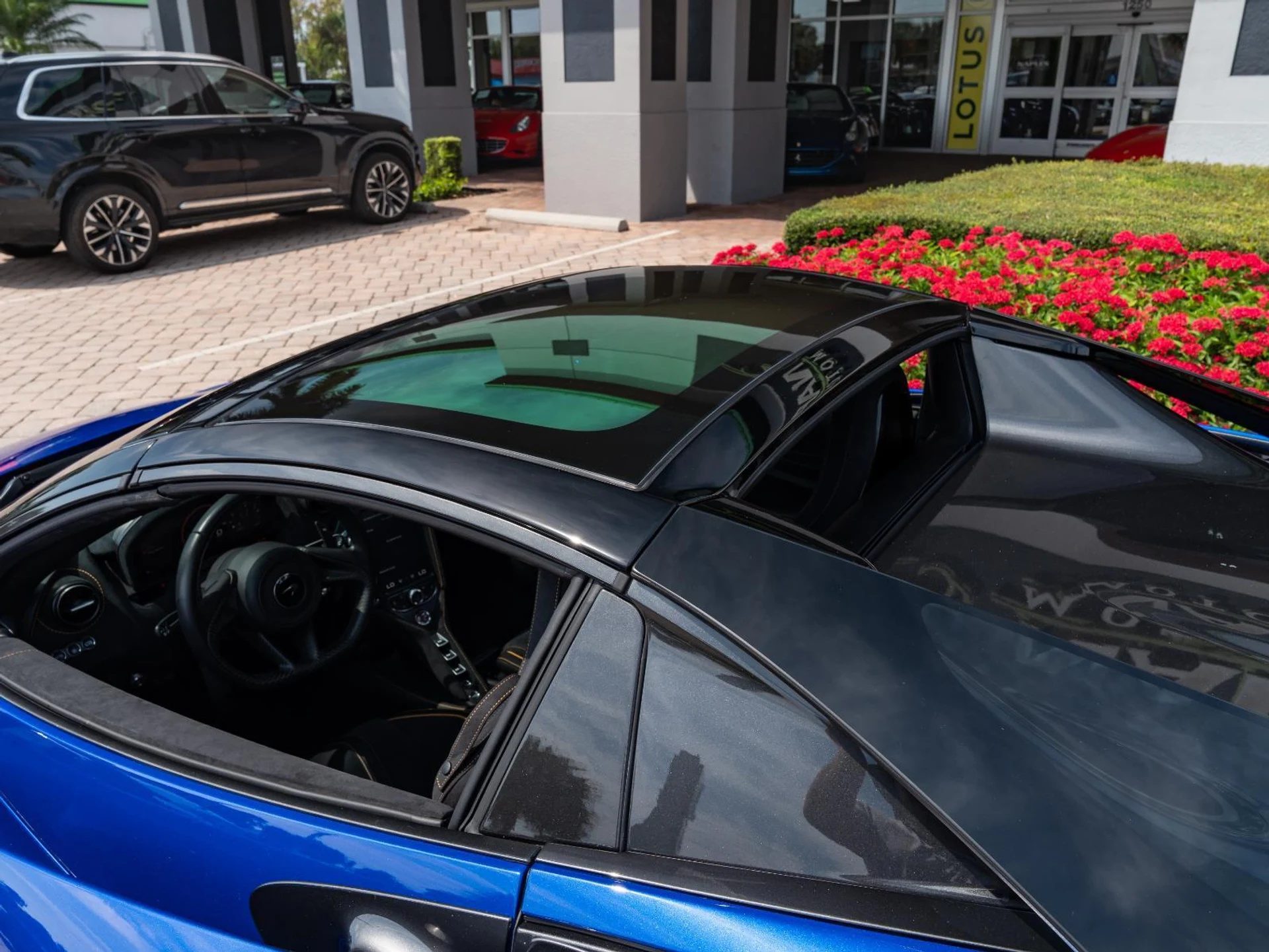 mph033_2466072231_Used_2020_Mc_Laren_720_S_Luxury_1774476186_77827babca