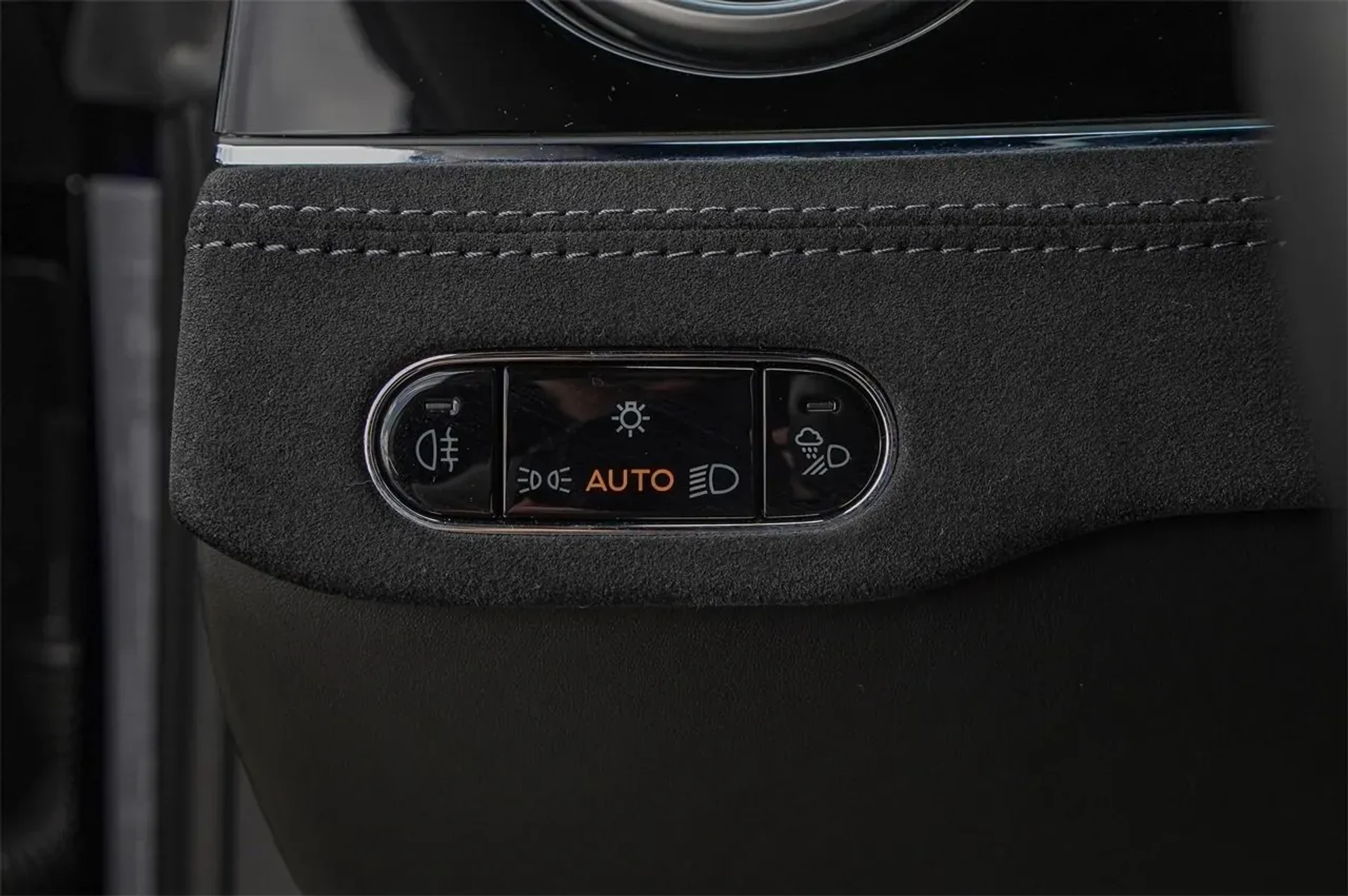 mph033_2474900637_b470399136d6460ba46d7f7e381fd0a6_34a9b9effb