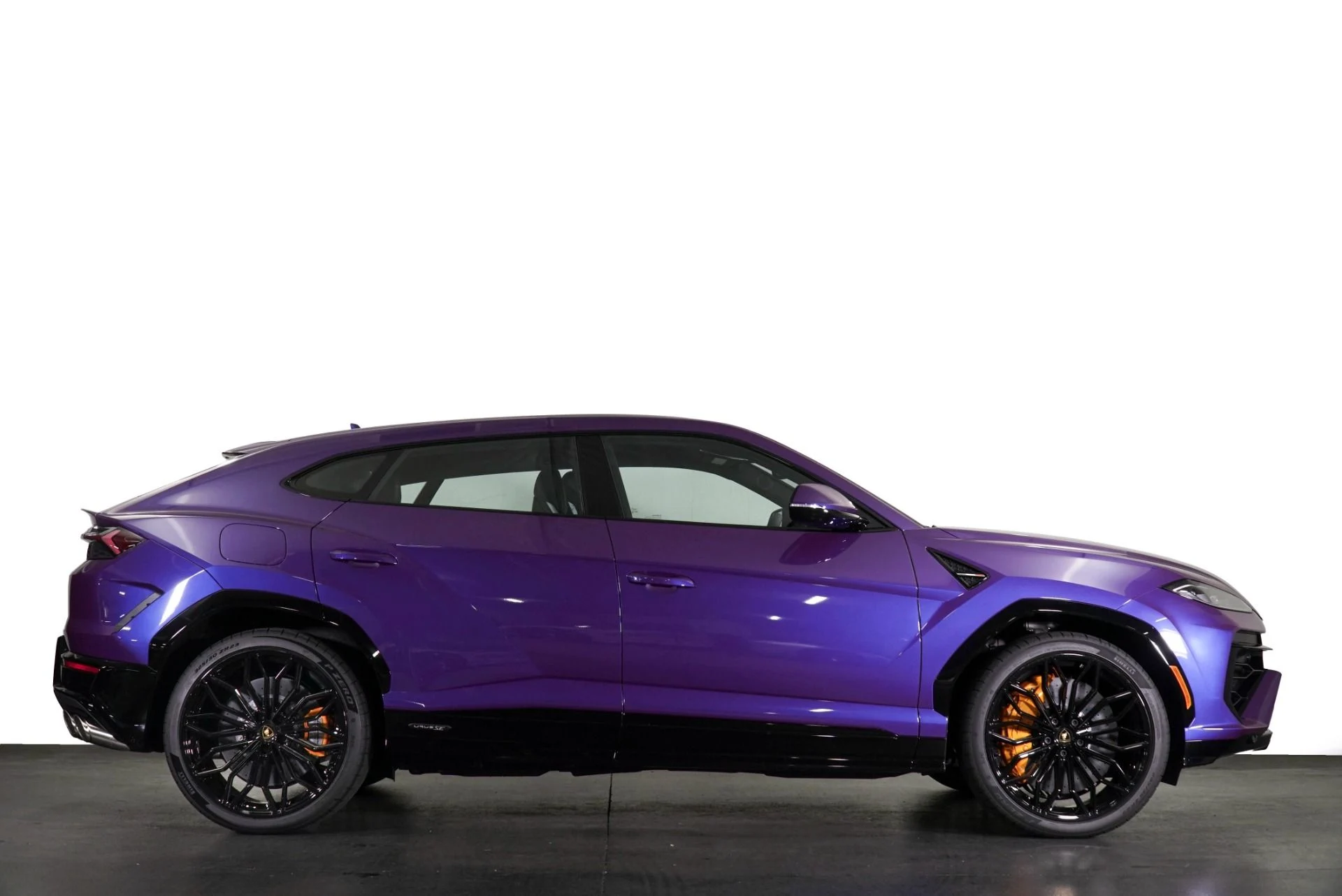 mph033_2479775740_New_2025_Lamborghini_Urus_SE_1772563707_9ecdd953a5
