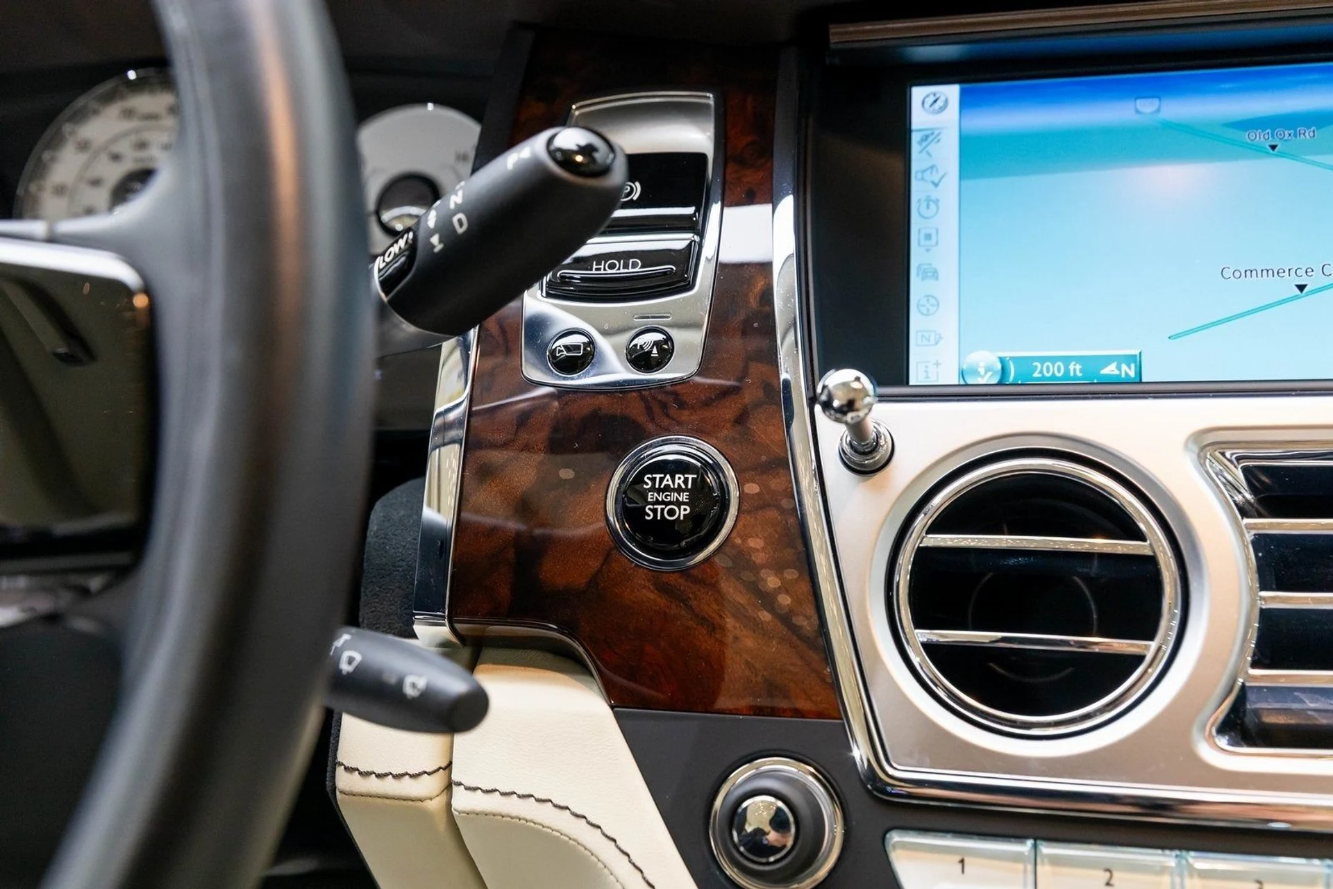 mph033_2480343928_34_861b8831ae