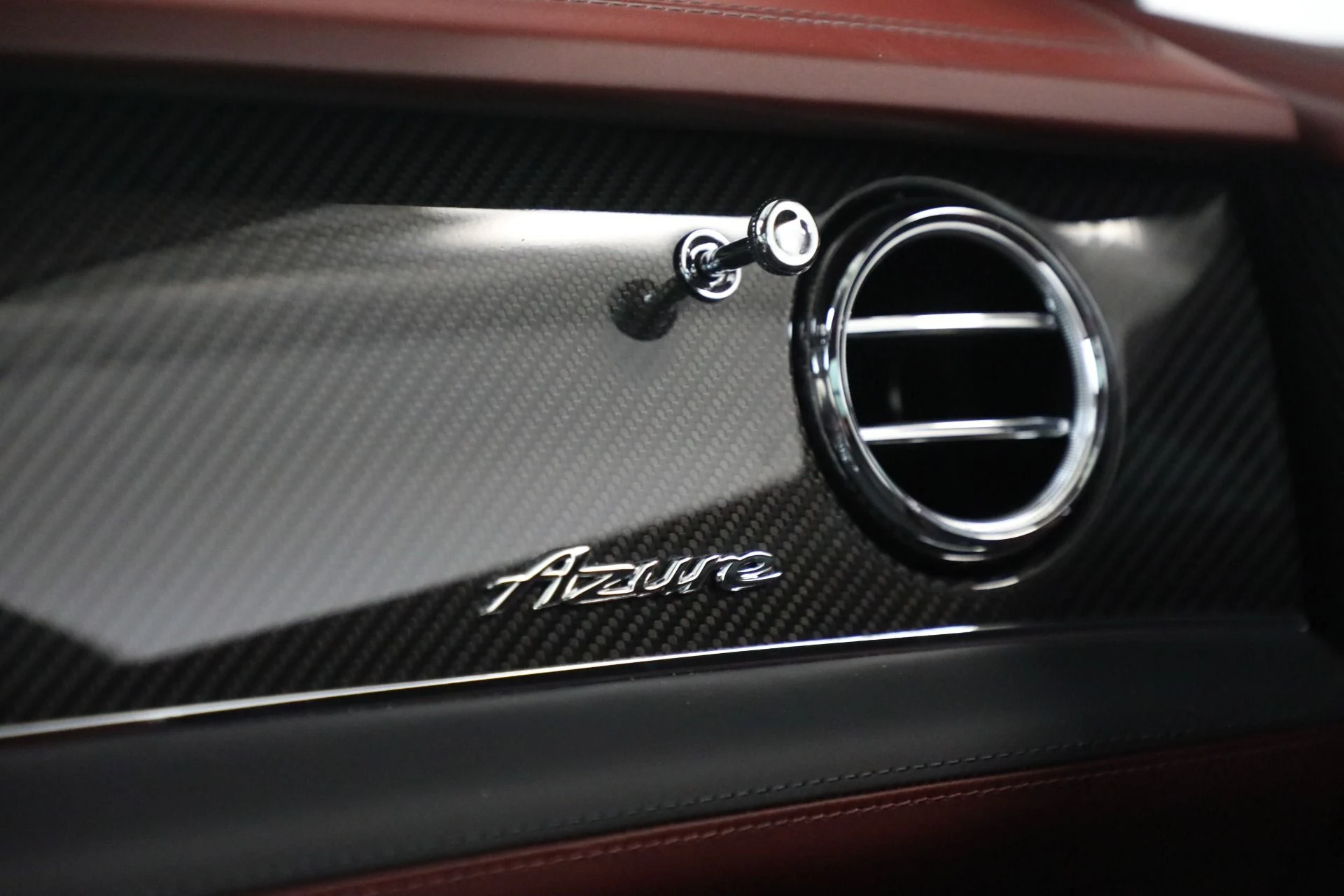 mph033_2488891480_Used_2023_Bentley_Bentayga_EWB_Azure_V8_79320412e2