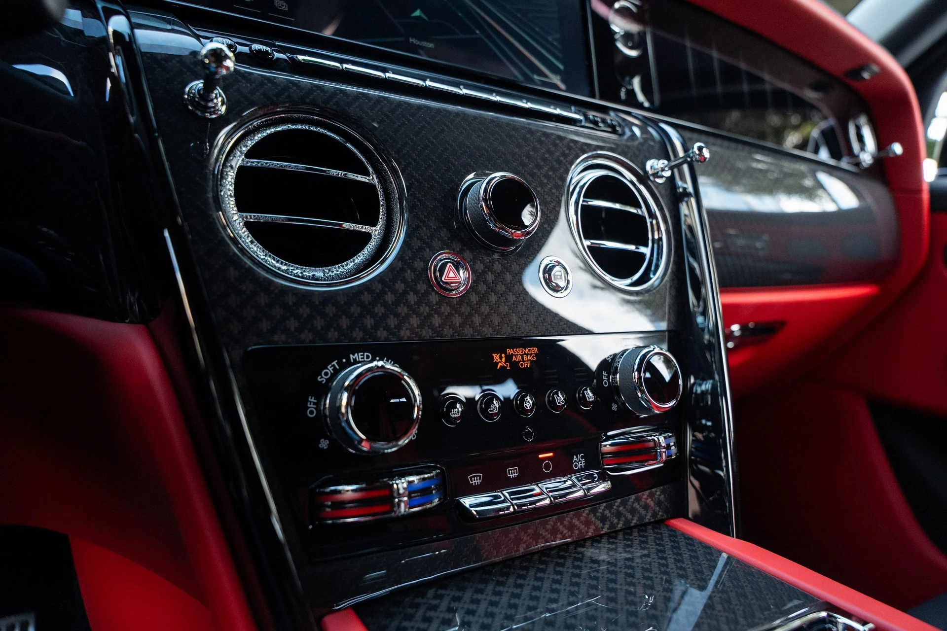 mph033_2490275814_444459225_695cc07d8f3ee920bf5186cc_06b30c01d0