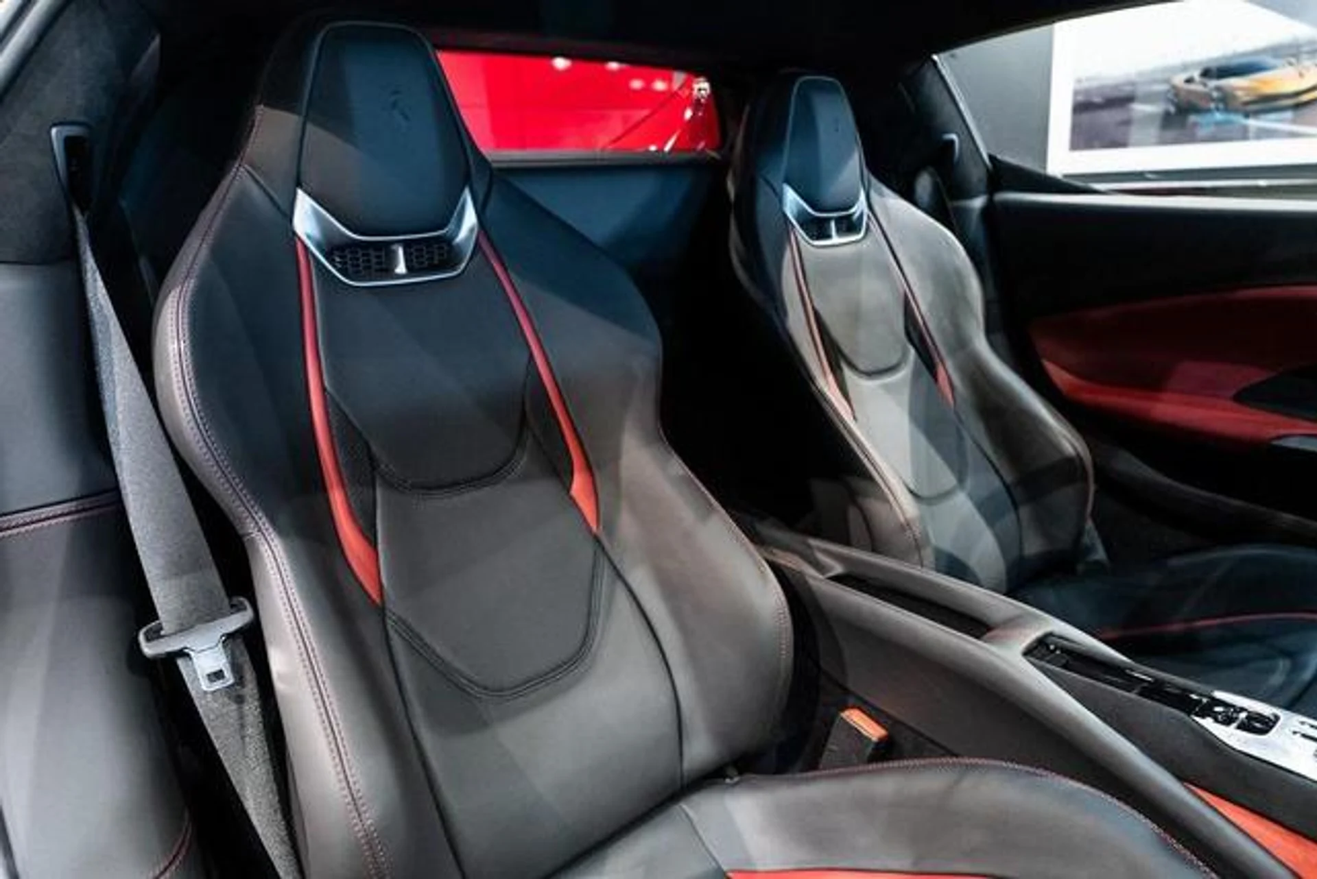 mph033_2502036374_E_Rzf_Ihzp_J7g_GZG_2t69_S_Ve_Xkt_U_805371823a