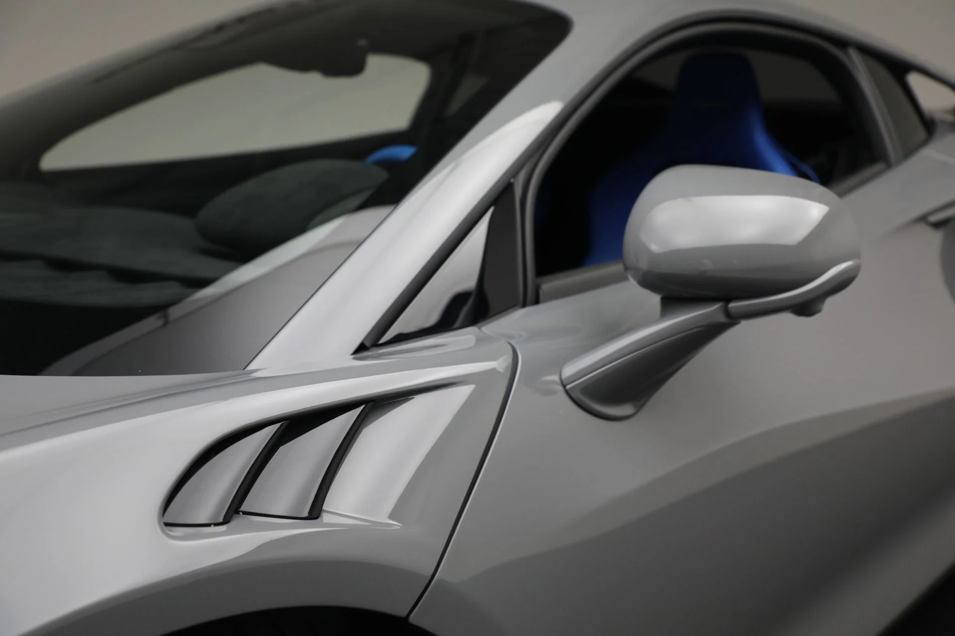 mph033_2506863499_Used_2023_Mc_Laren_Artura_46e4a21773