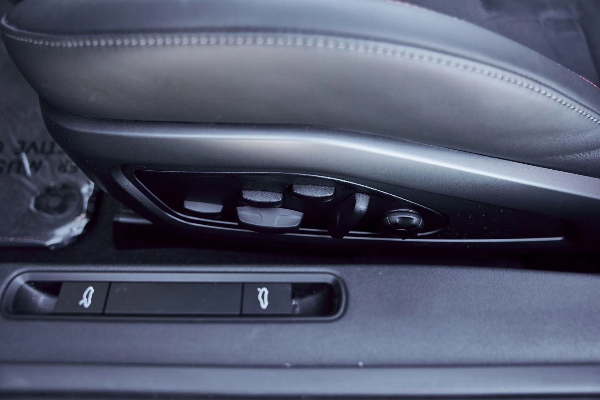 mph033_2515567883_Used_2026_Porsche_911_Carrera_GTS_1767062901_bdbf3afc14