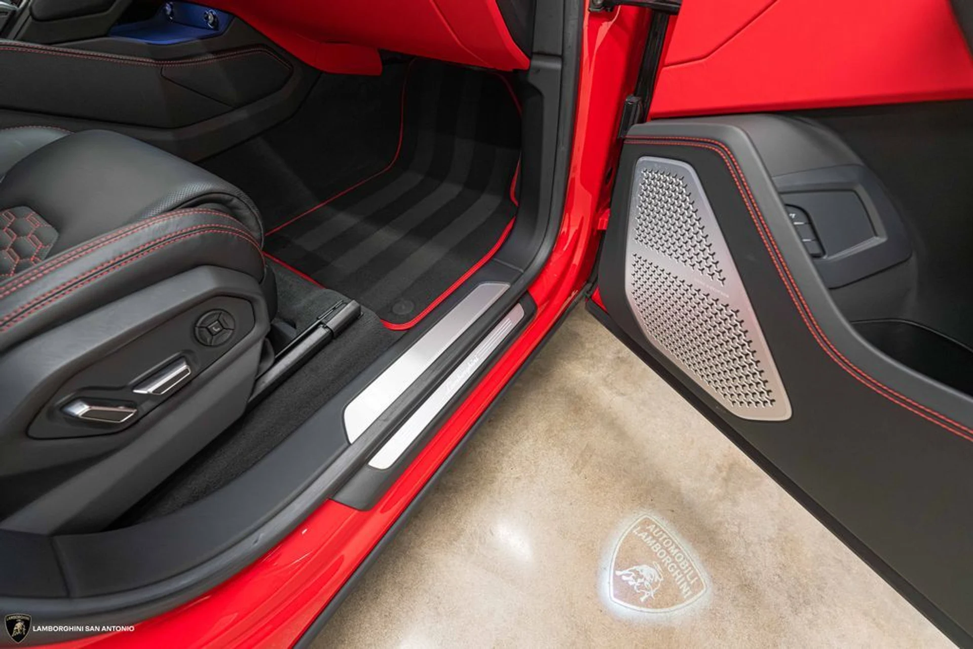 mph033_2526405608_a68d575155e77491840e32eb51309ea9x_101d8e24b3