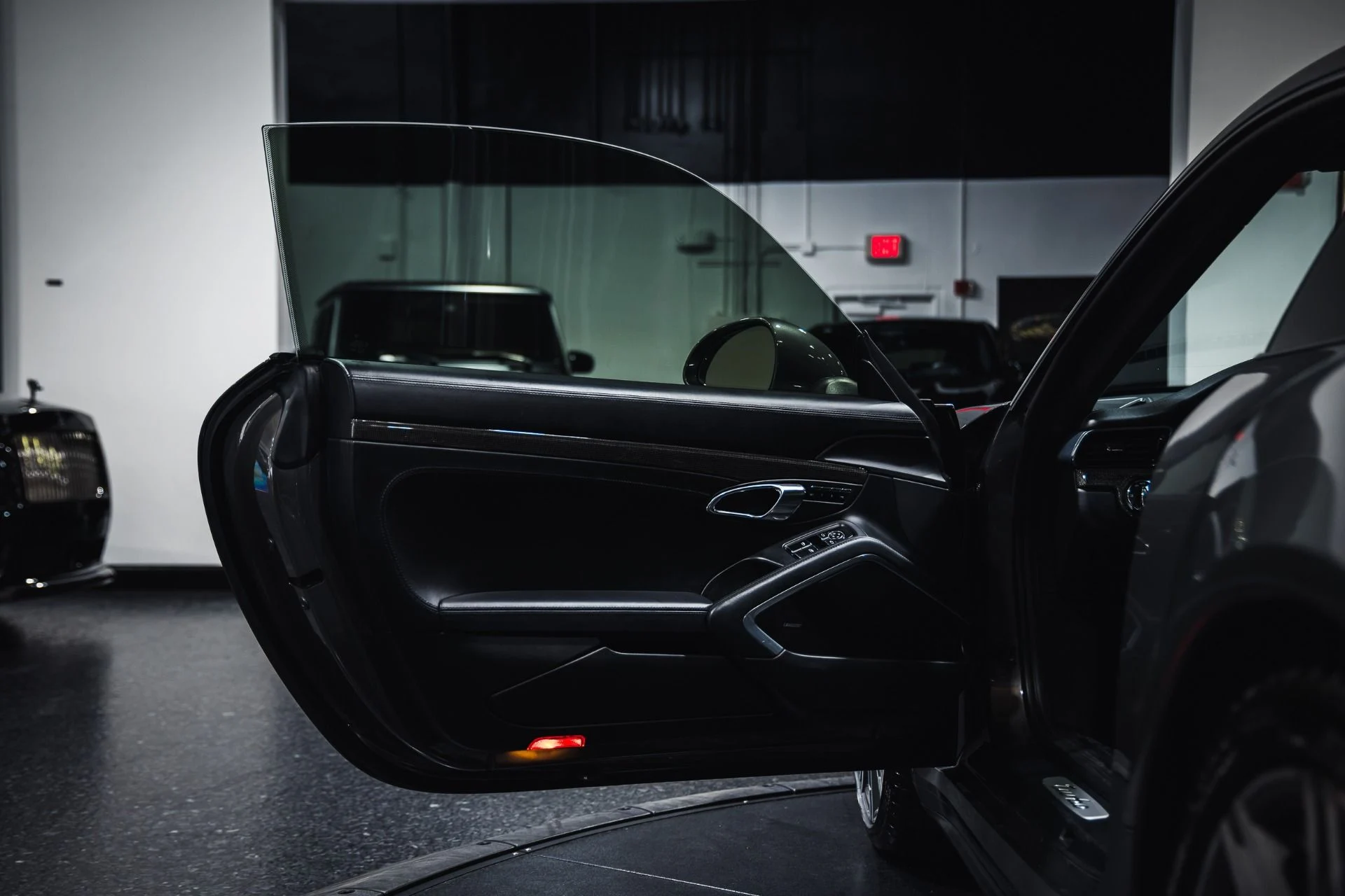 mph033_2528530370_Used_2014_Porsche_911_Turbo_1775101053_d2b717fadf