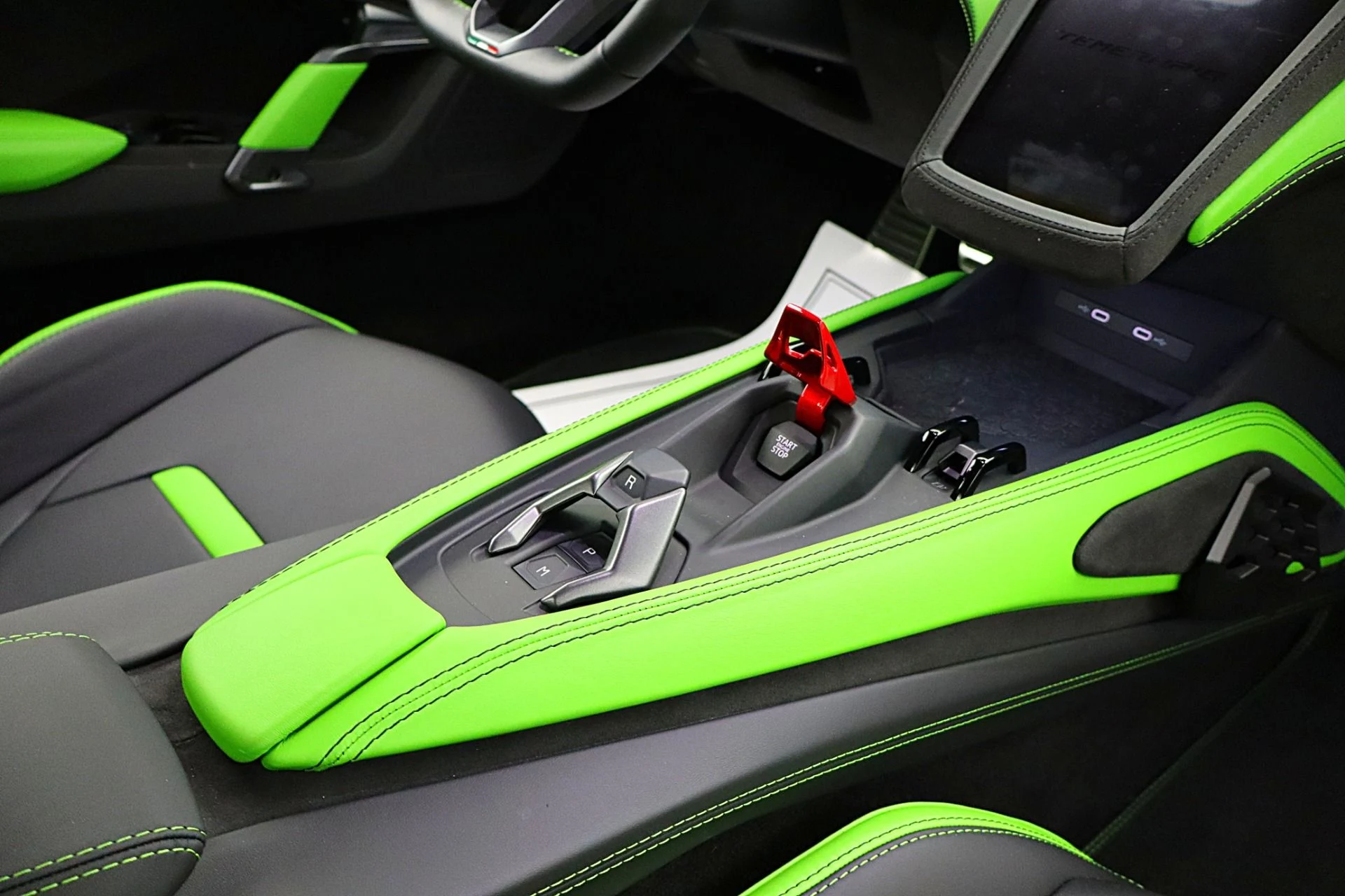 mph033_253077181_Used_2026_Lamborghini_Temerario_LEASE_OPTIONS_AVAILABLE_f973d05ff6